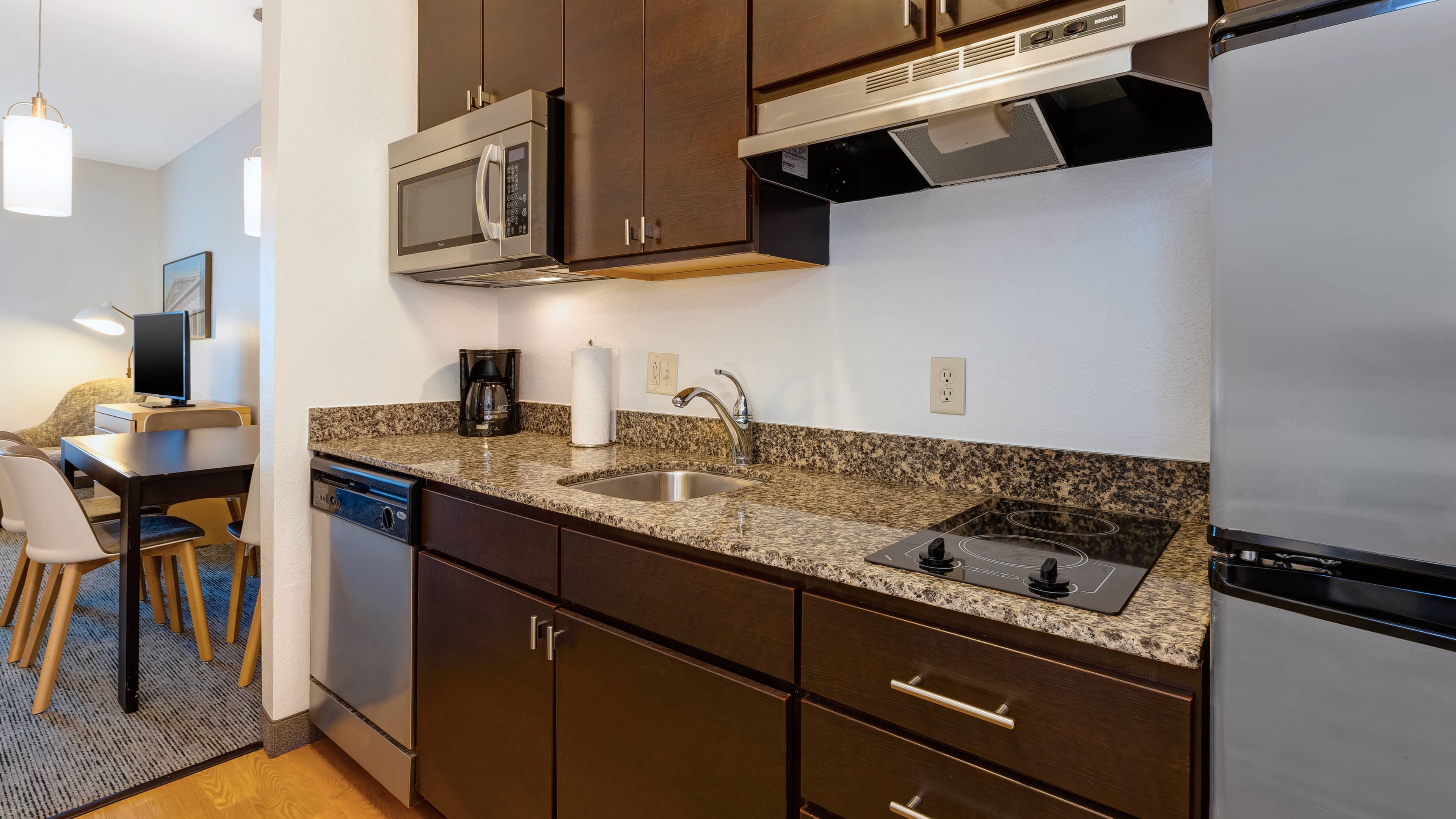 Studio Double Queen - Image 2