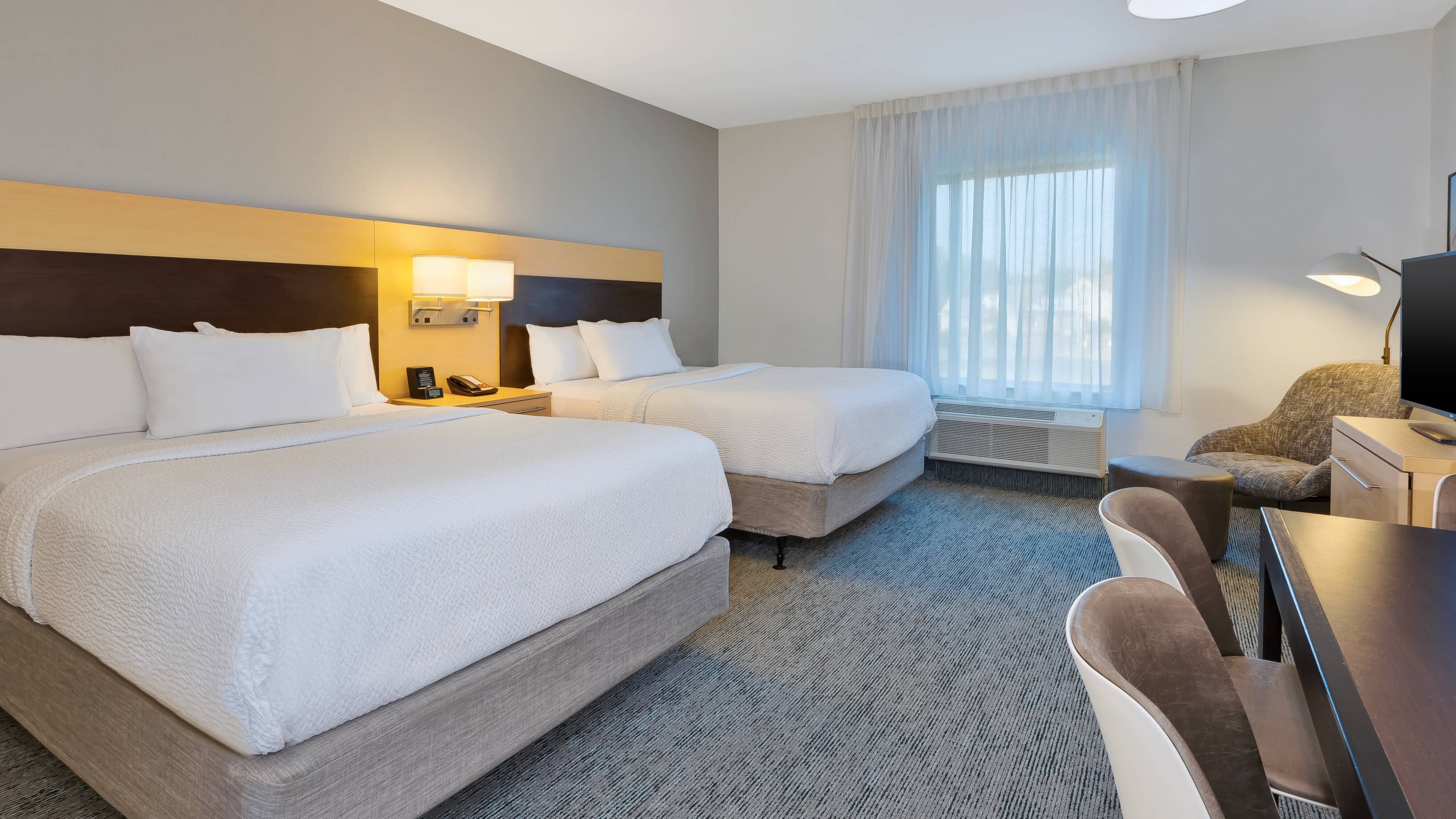 Studio Double Queen - Image 1