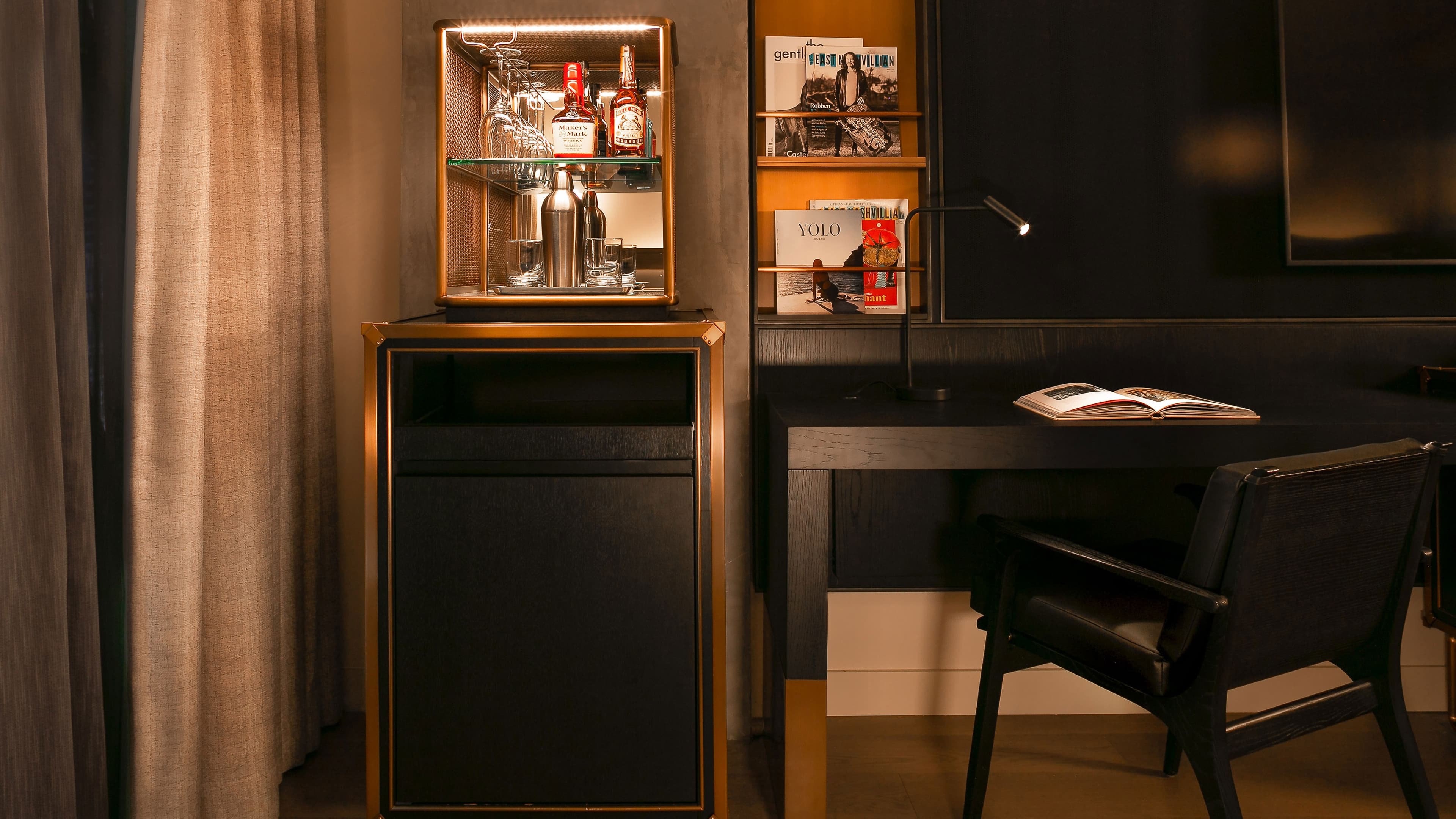 Standard King - Image 3