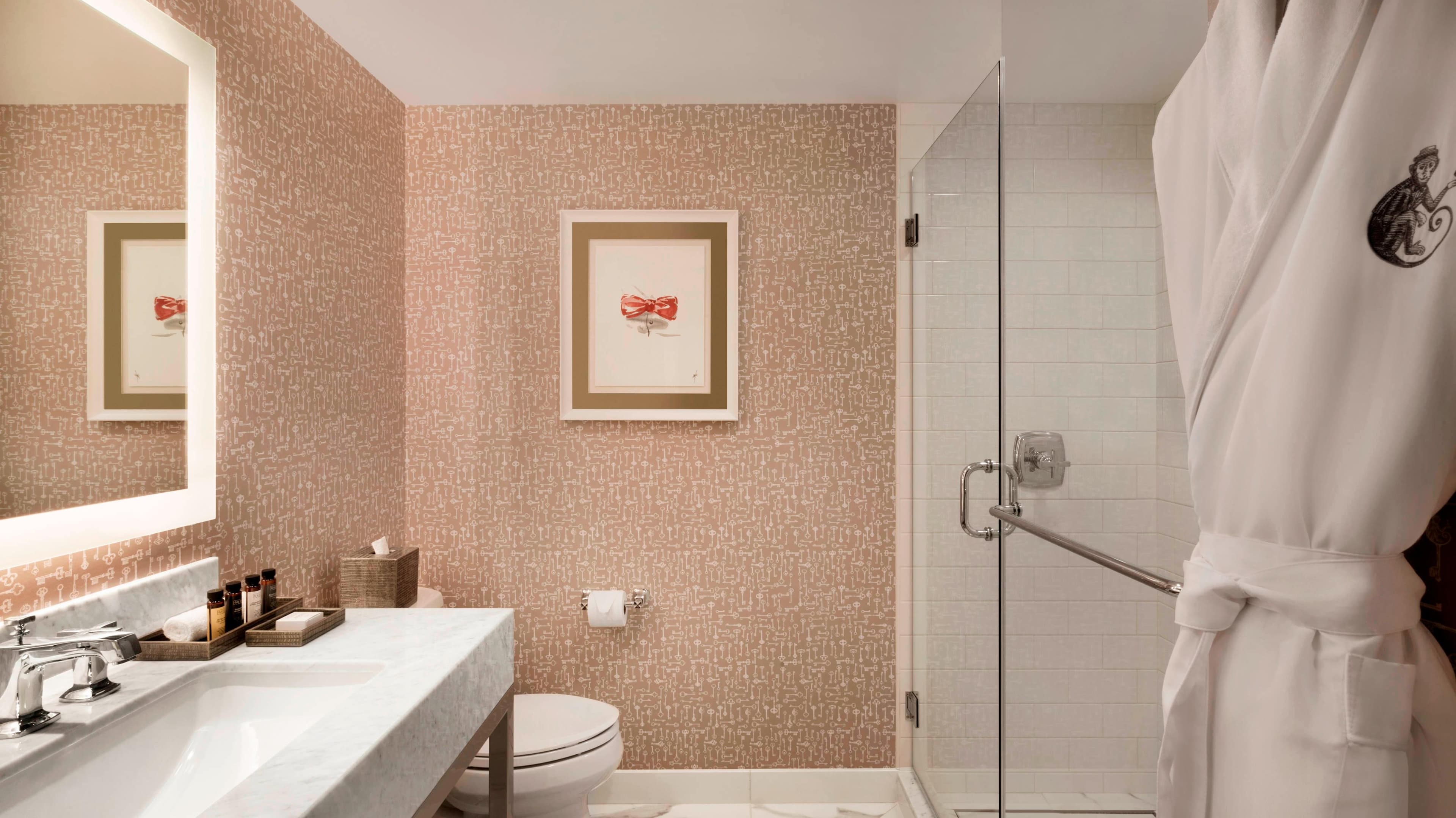 Traditional King Room - Image 5