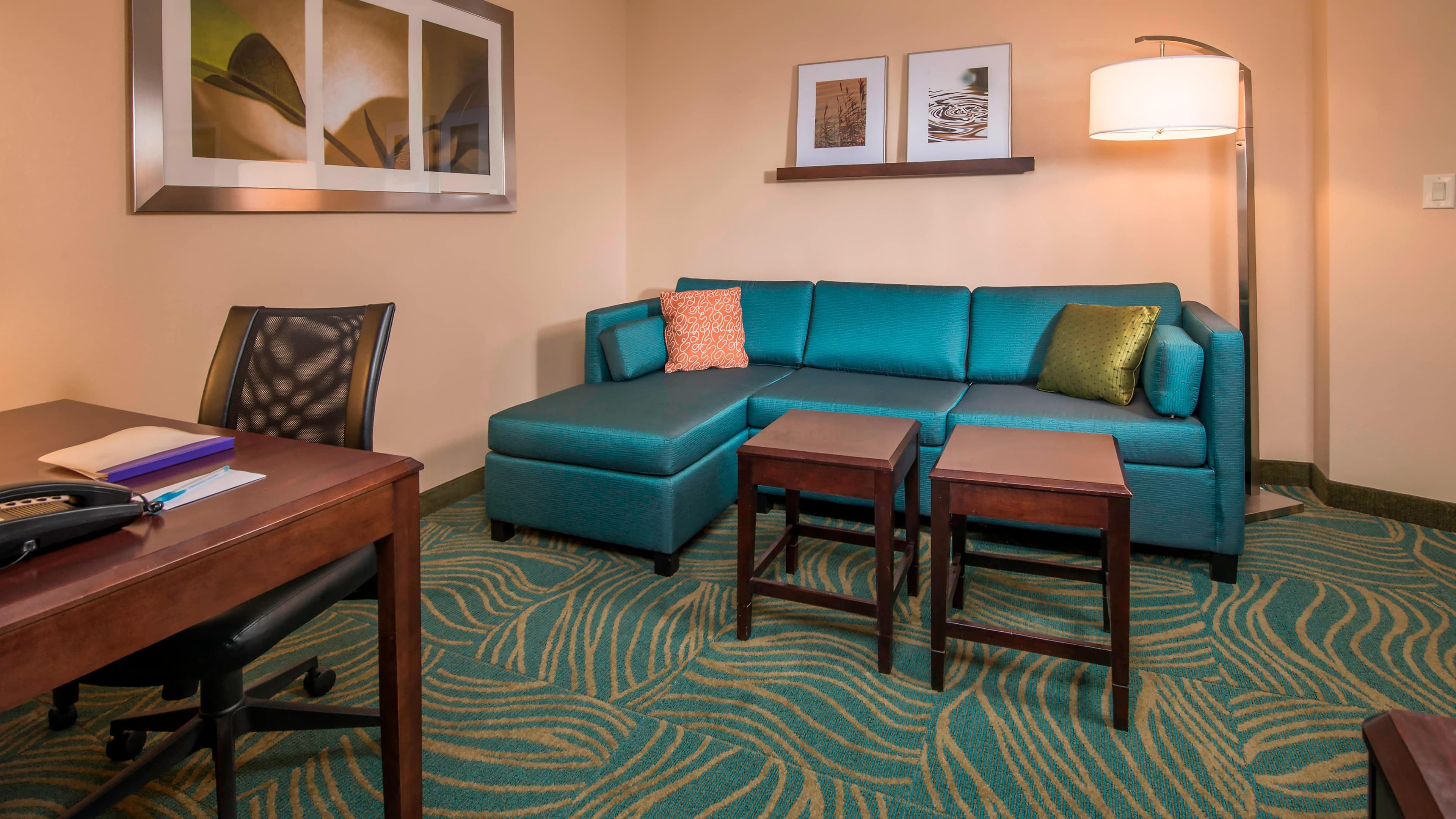 1 Bedroom Suite - Image 2