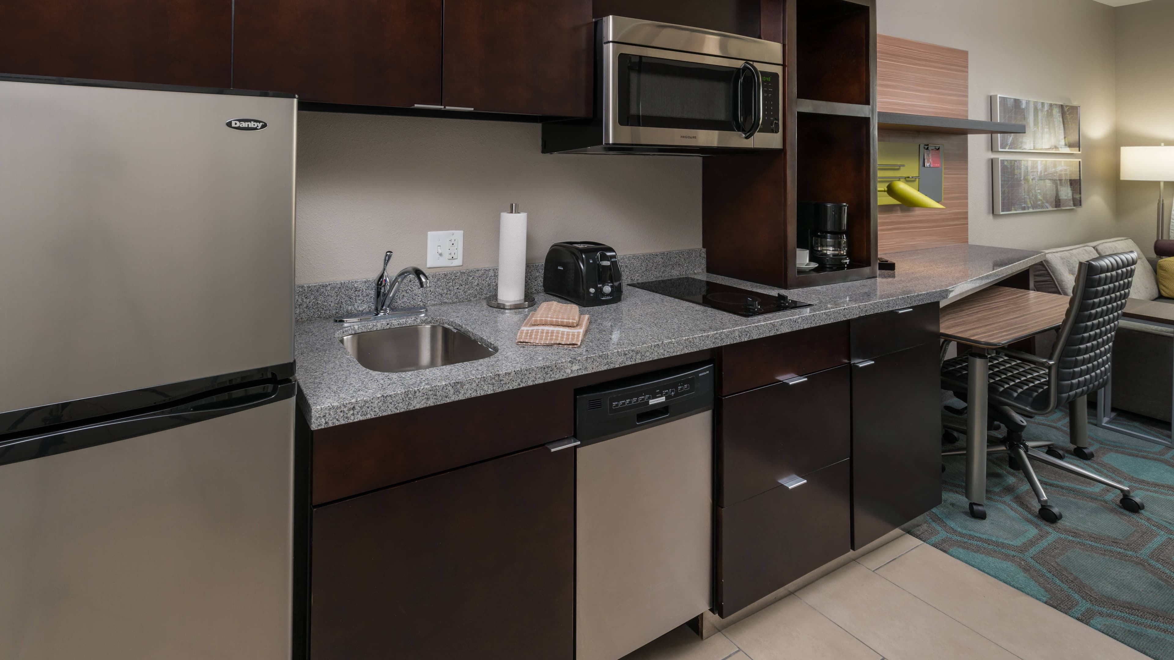 Executive Studio - Image 3