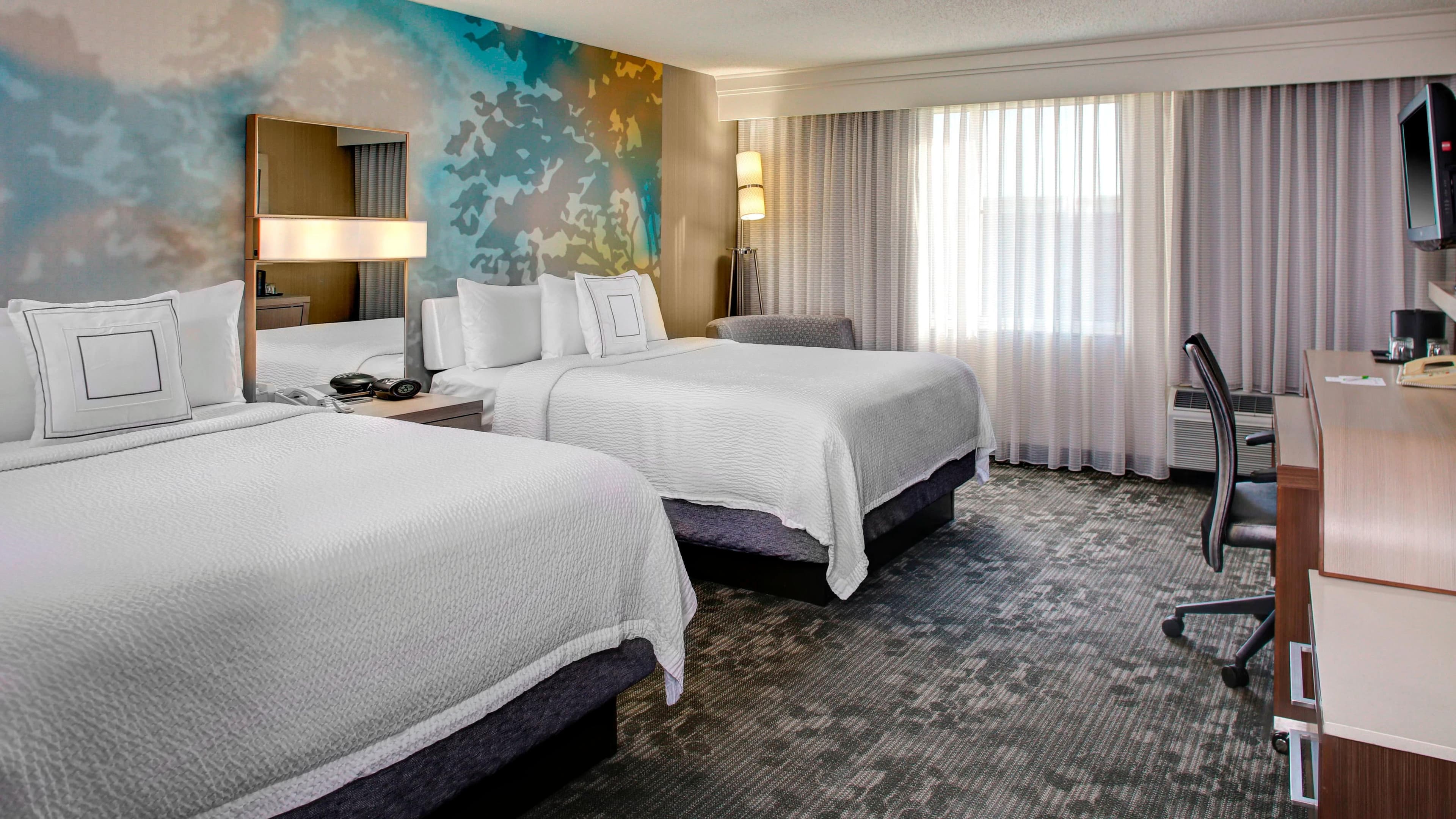 Queen/Queen - Image 4