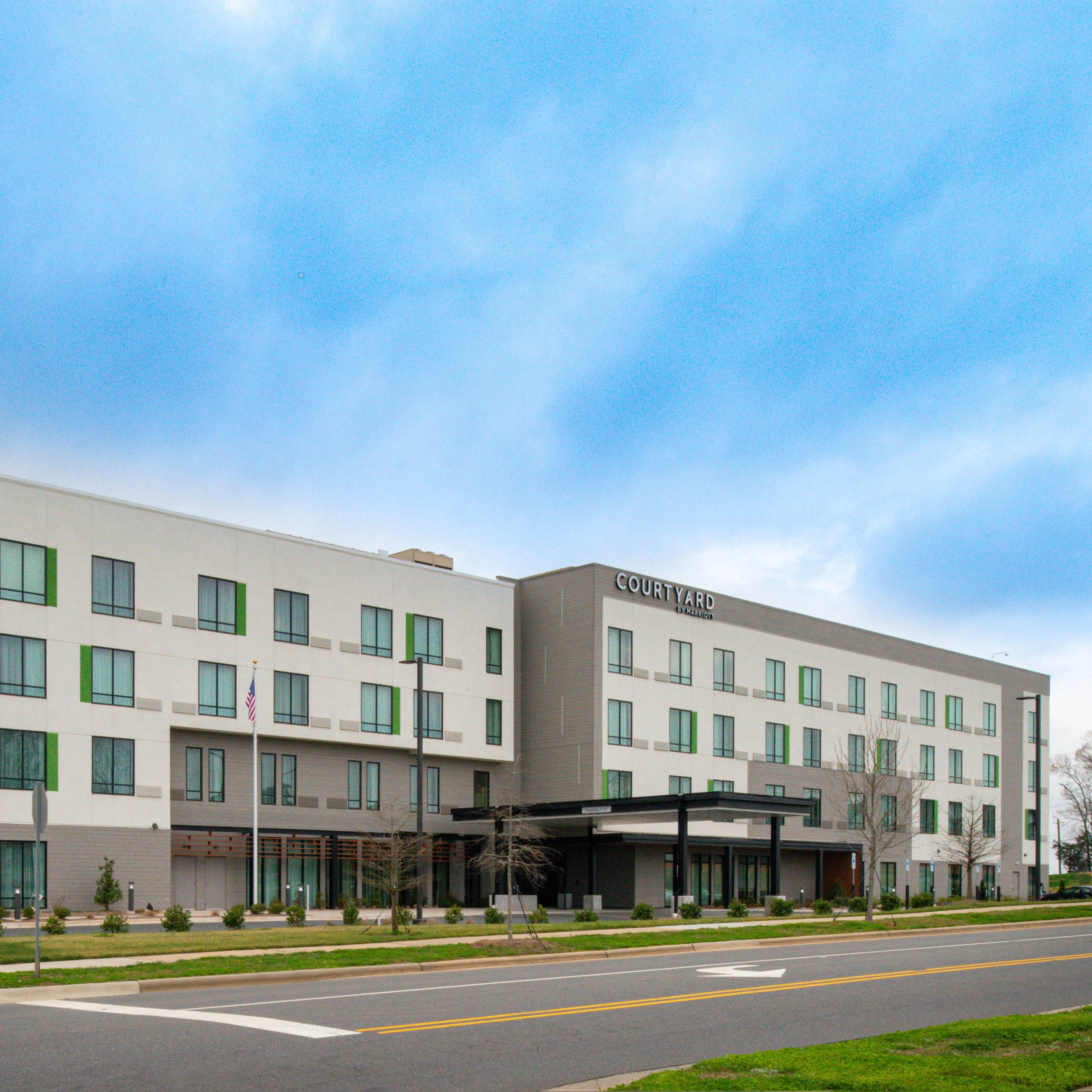 Courtyard Charlotte Steele Creek