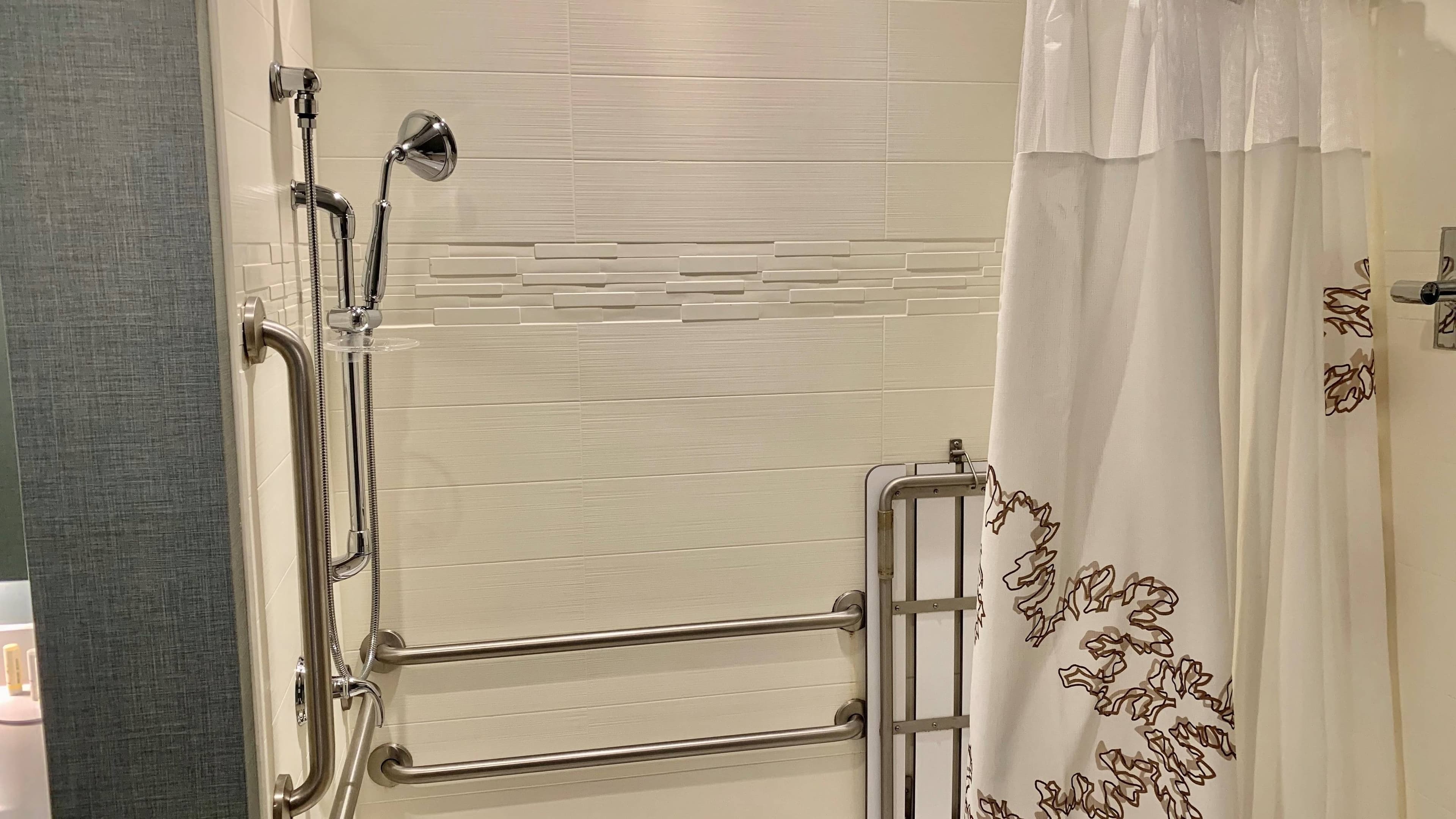 ADA 1 Bedroom - Image 5