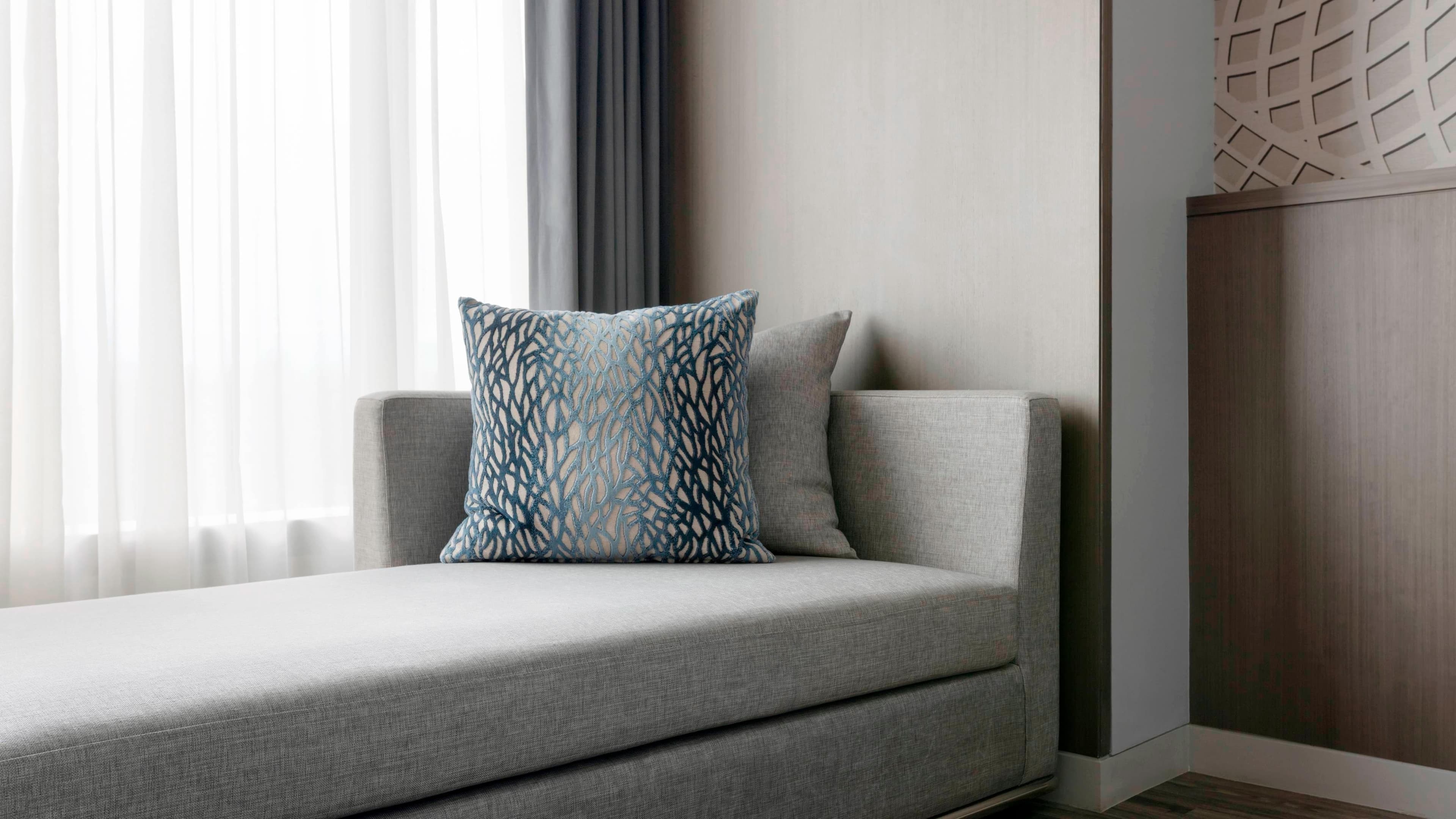 Deluxe Guest room - Image 3