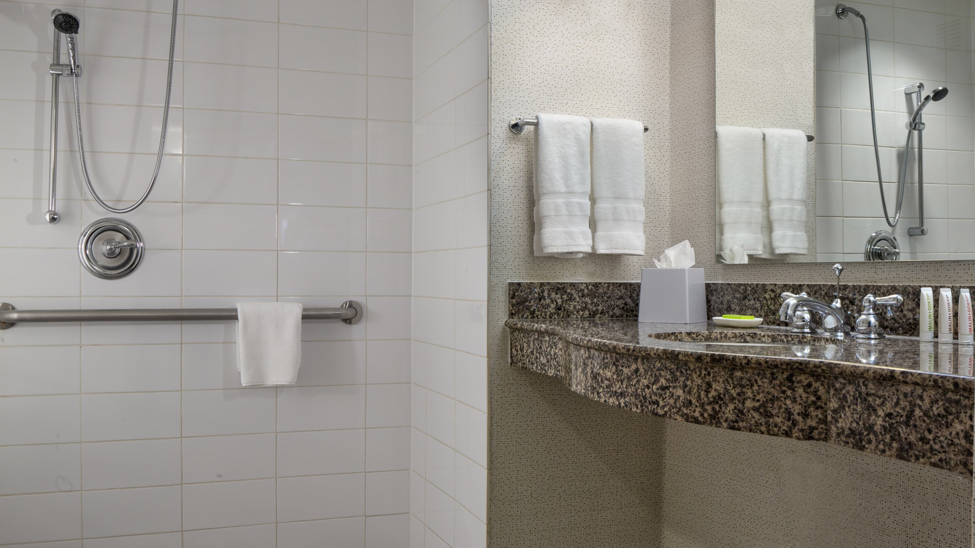 Junior Suite - Image 4