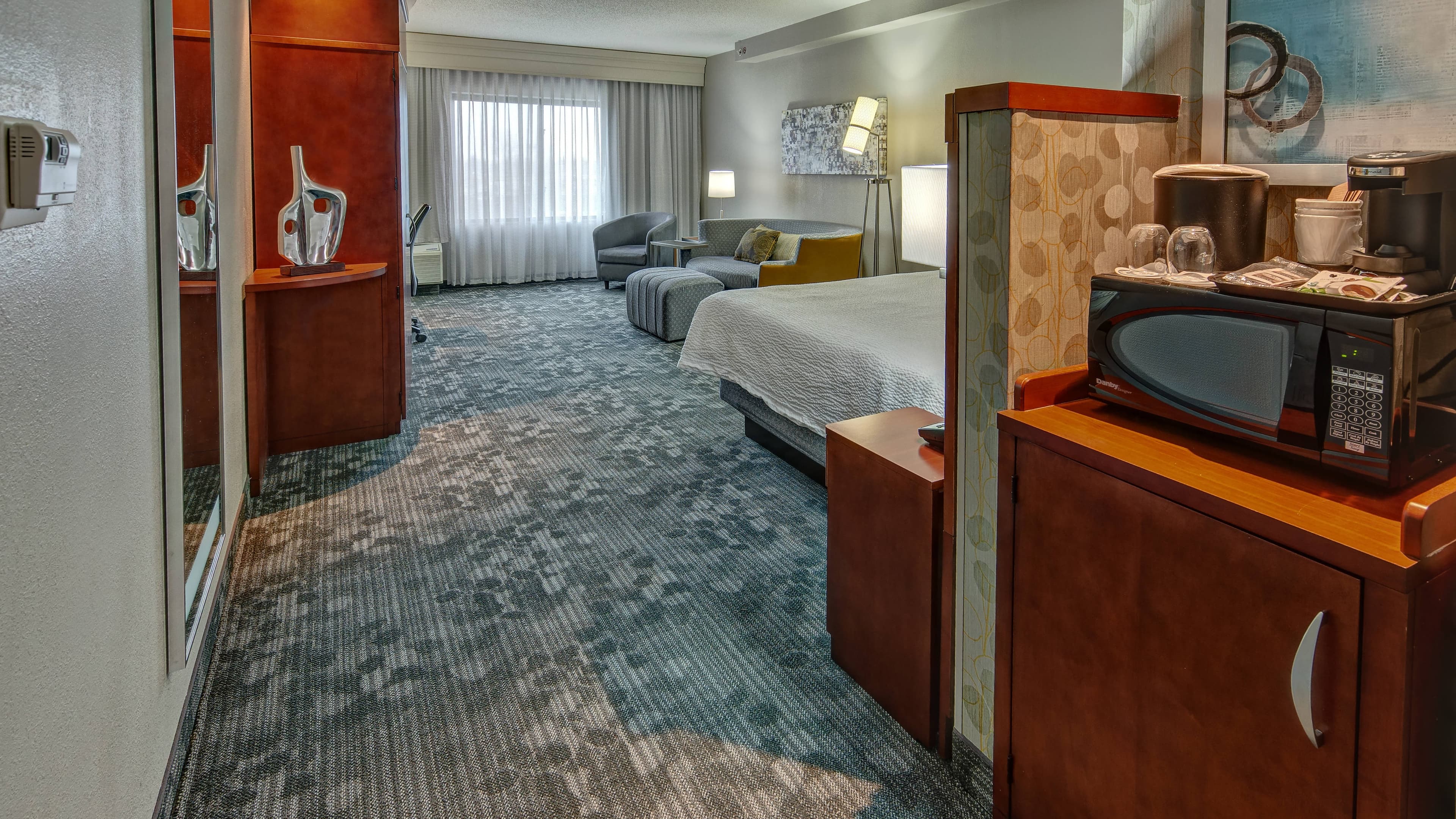 King Bed Guest Room - Image 2