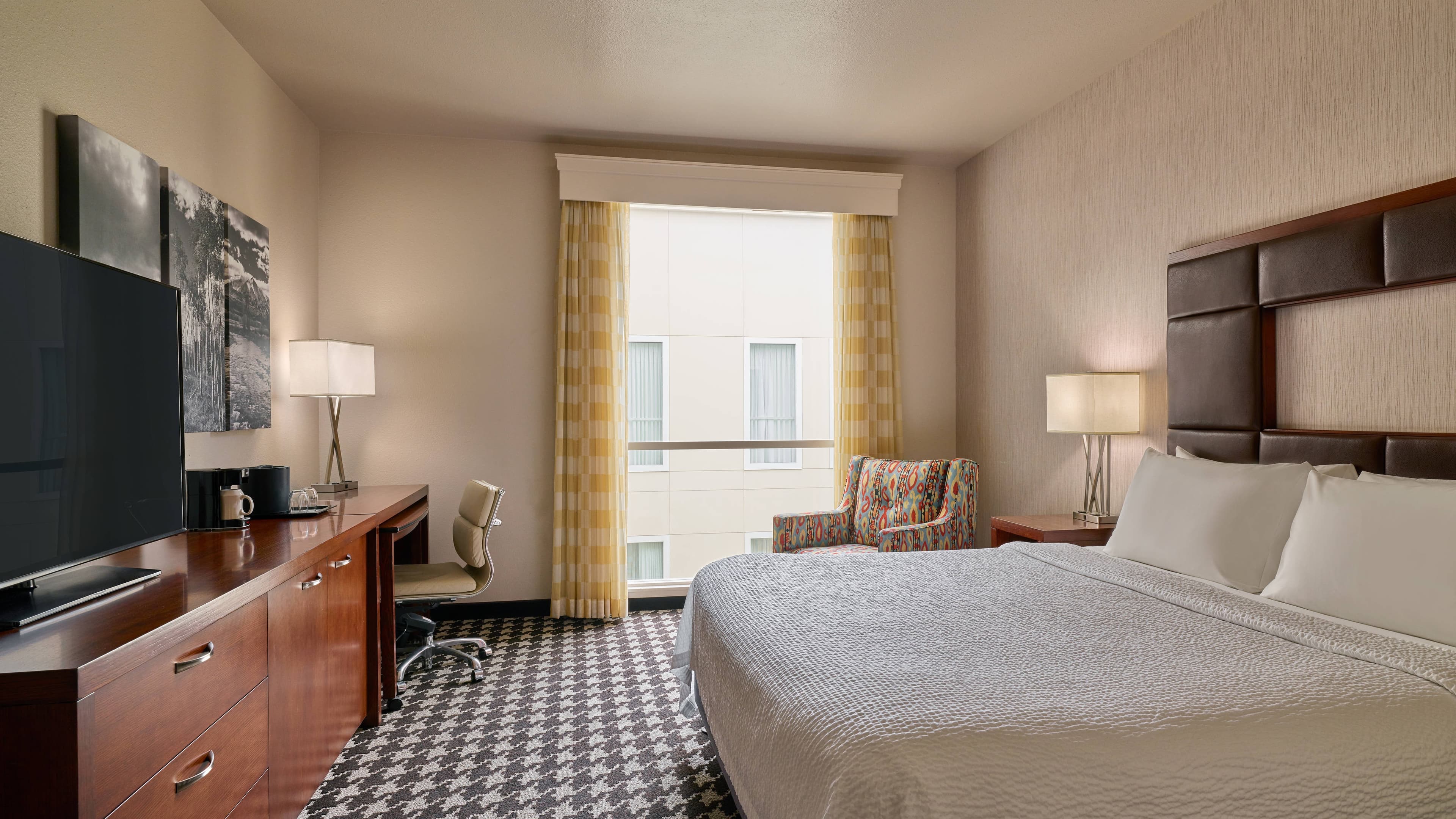 Standard King - Image 2