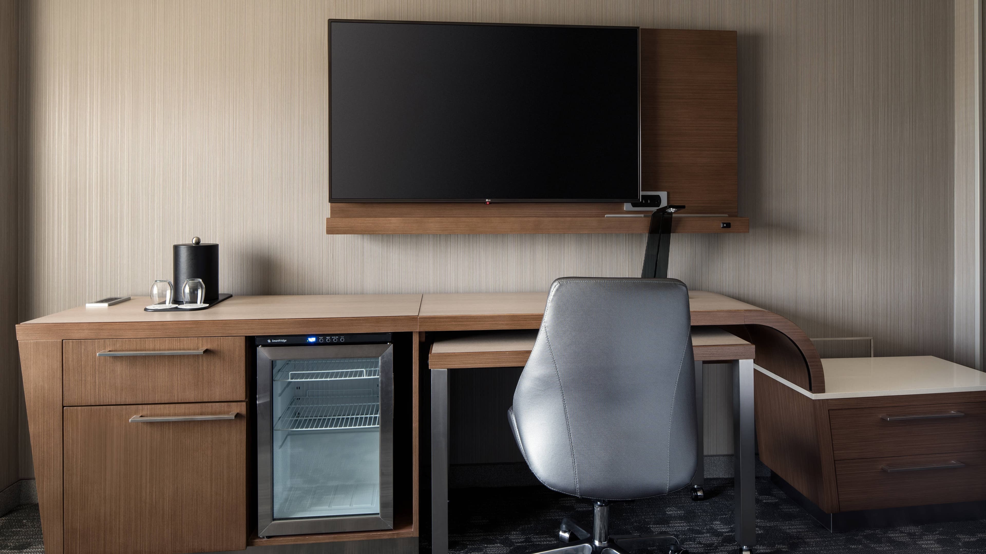 Standard King - Image 2