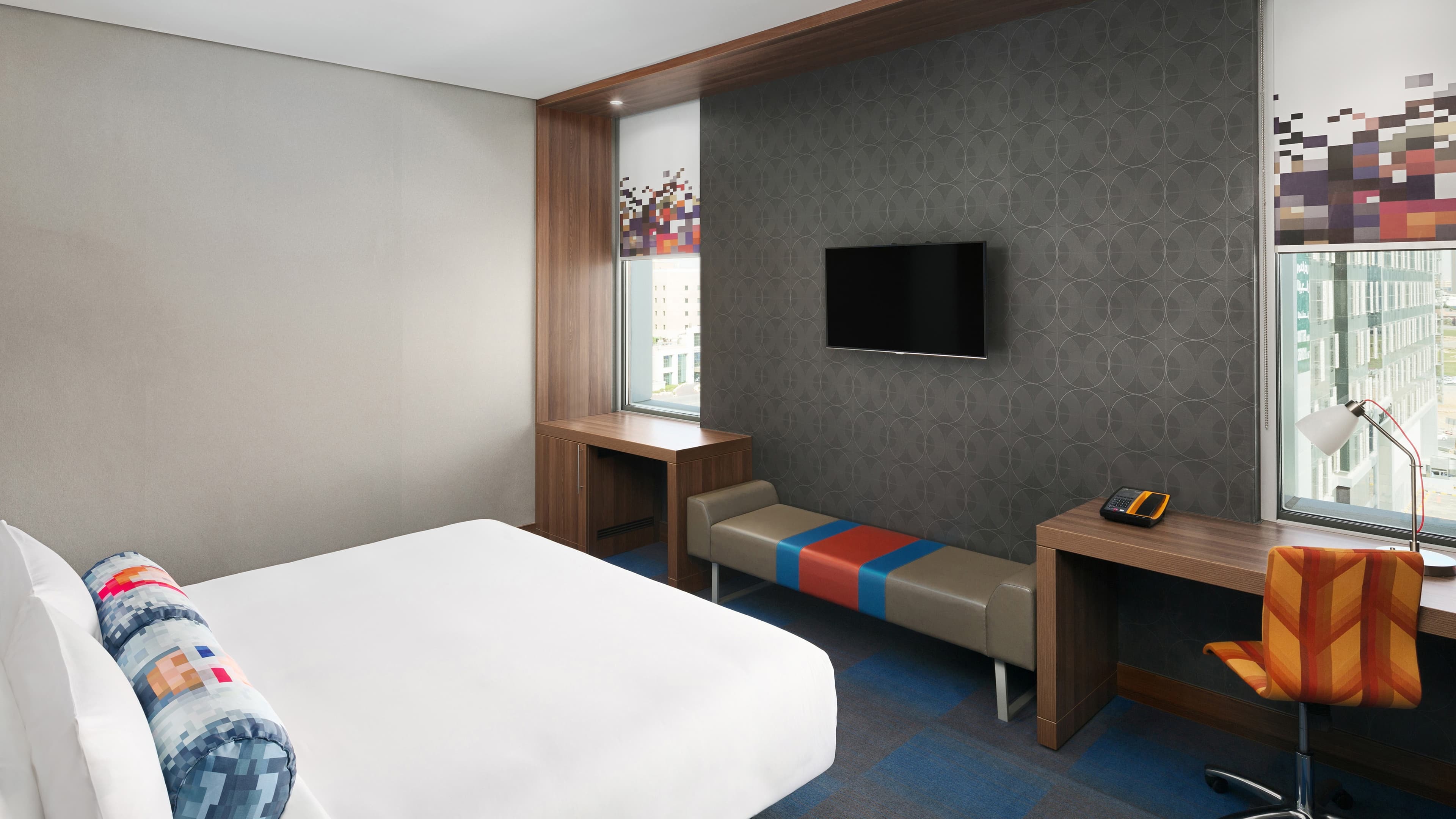 Aloft Room - Image 1