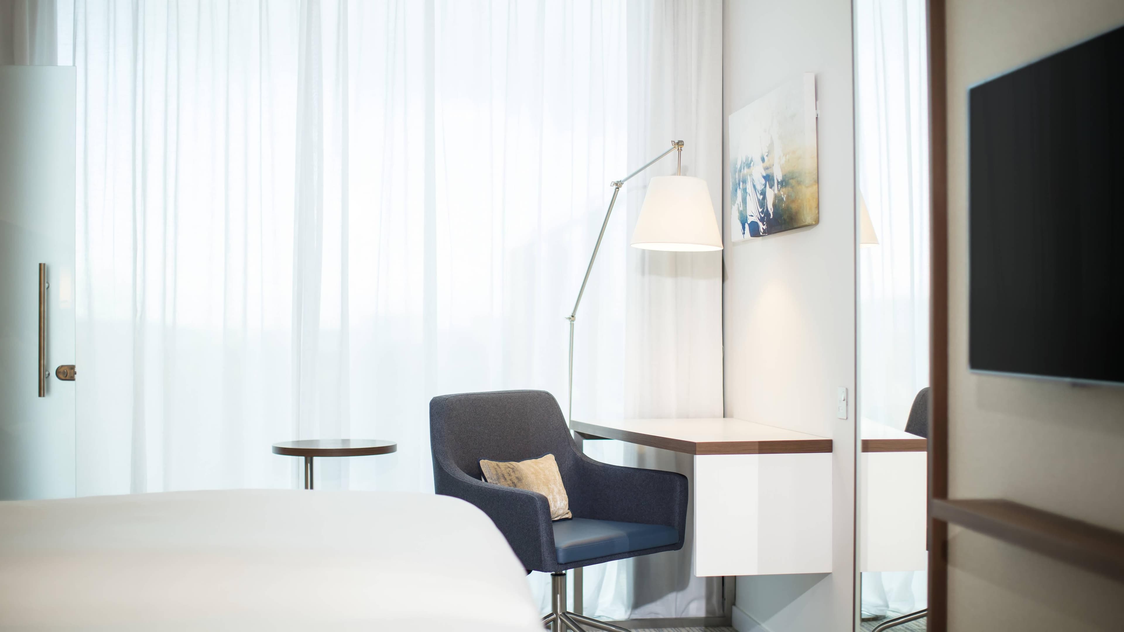 Standard Double Room - Image 3