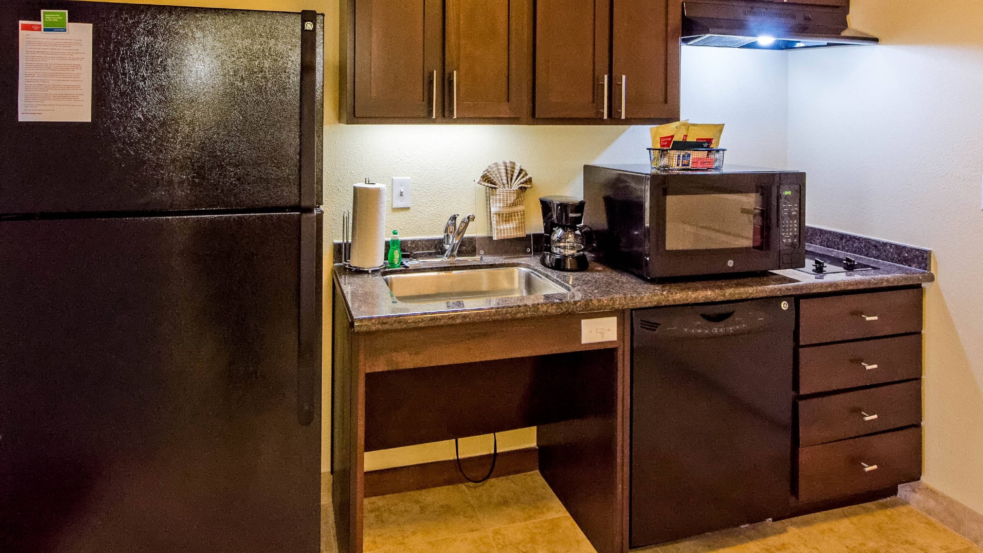 King Studio Suite - Image 6