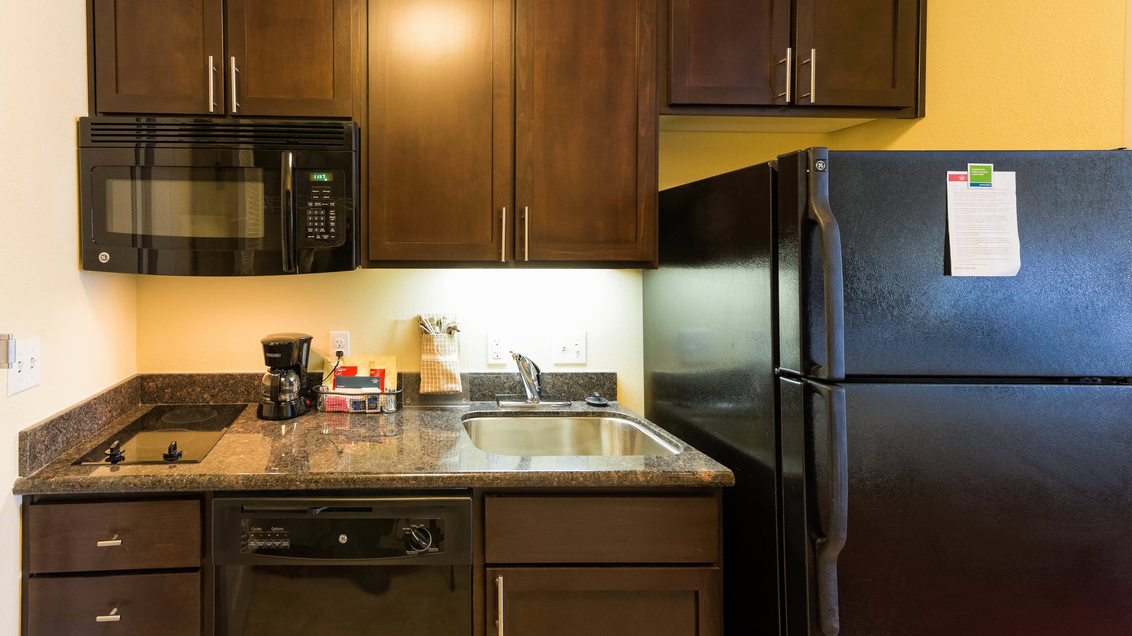 King Studio Suite - Image 3