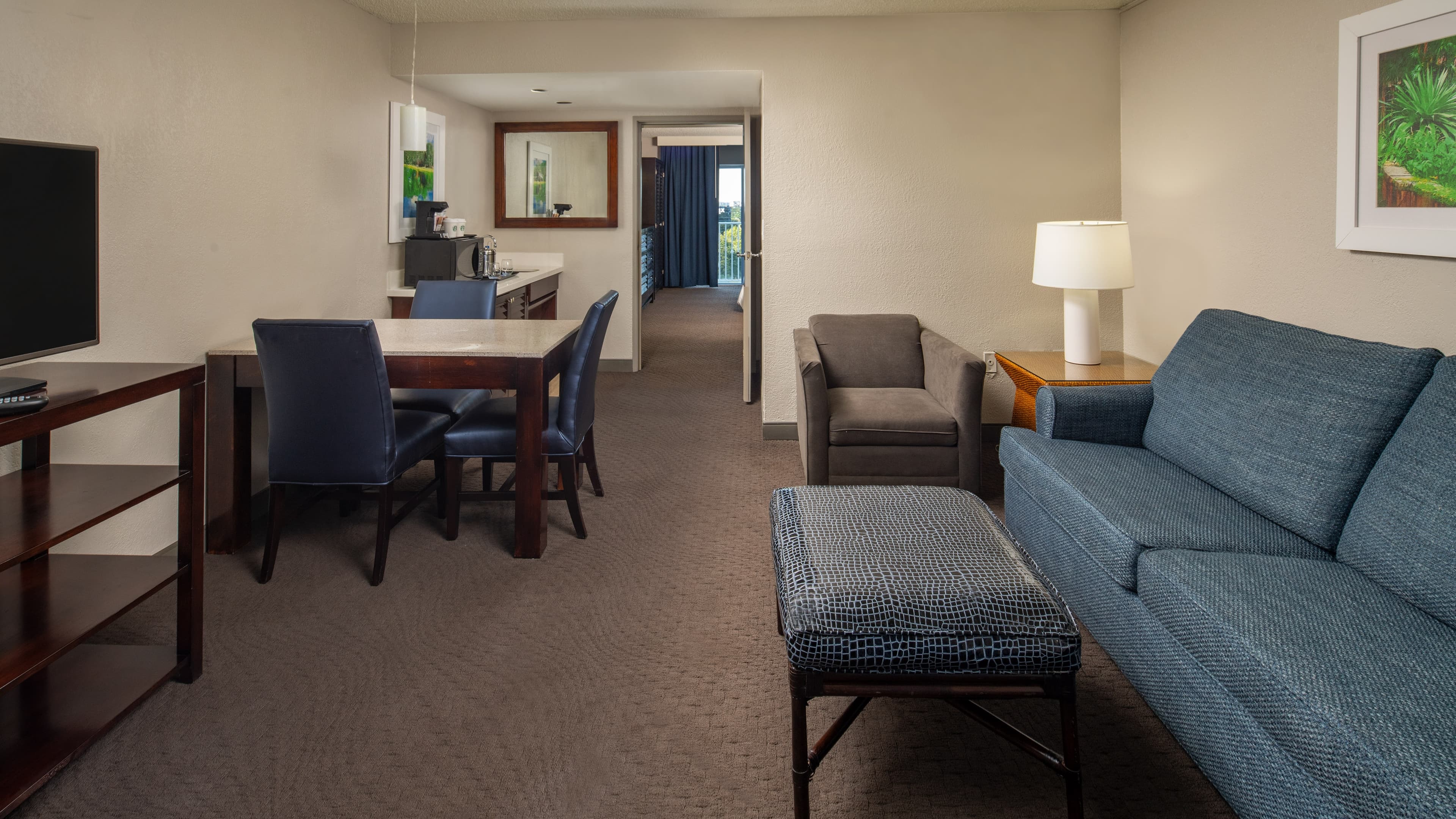 1 Bedroom Suite - Image 3