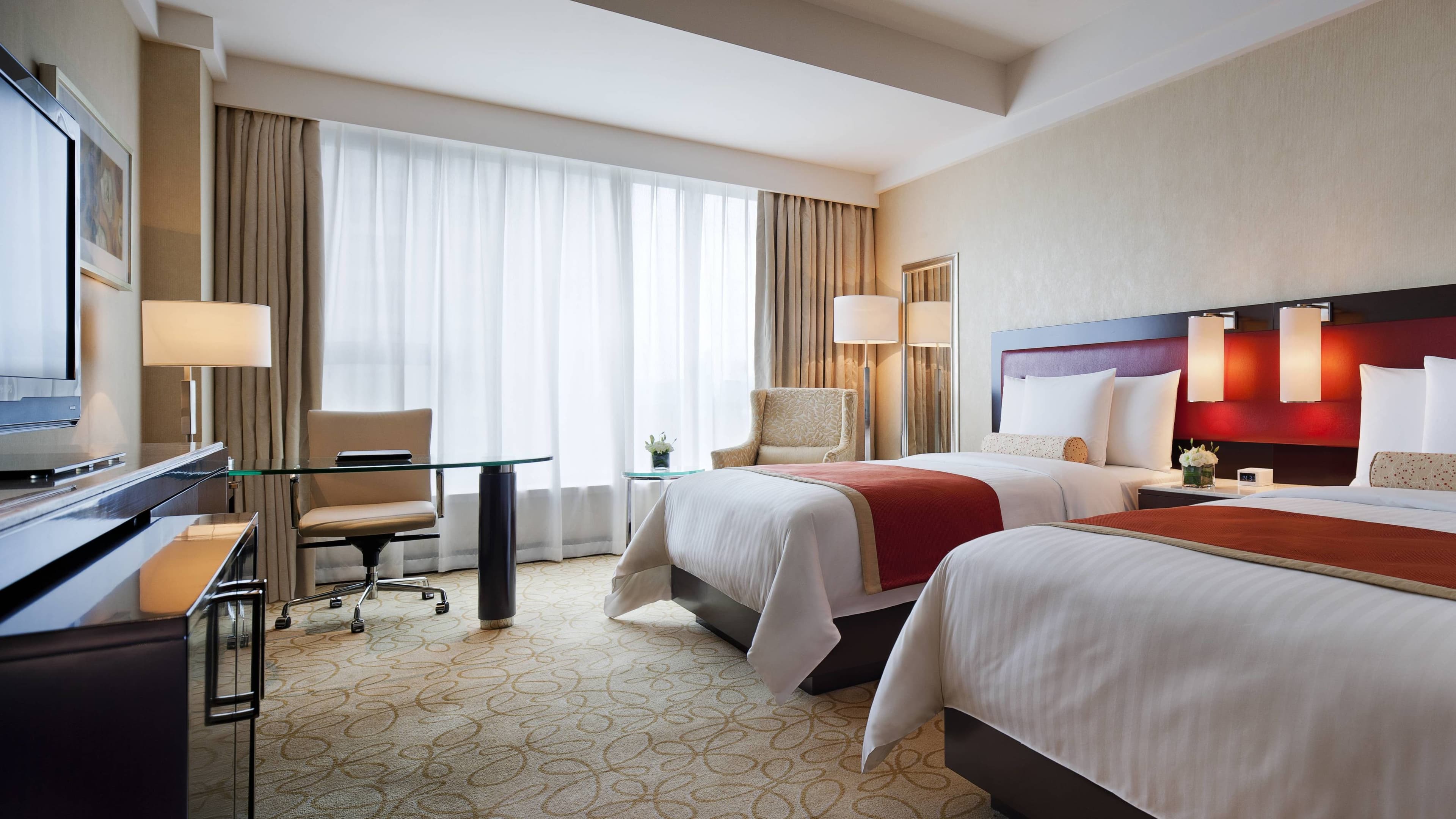 Deluxe Twin Room - Image 1