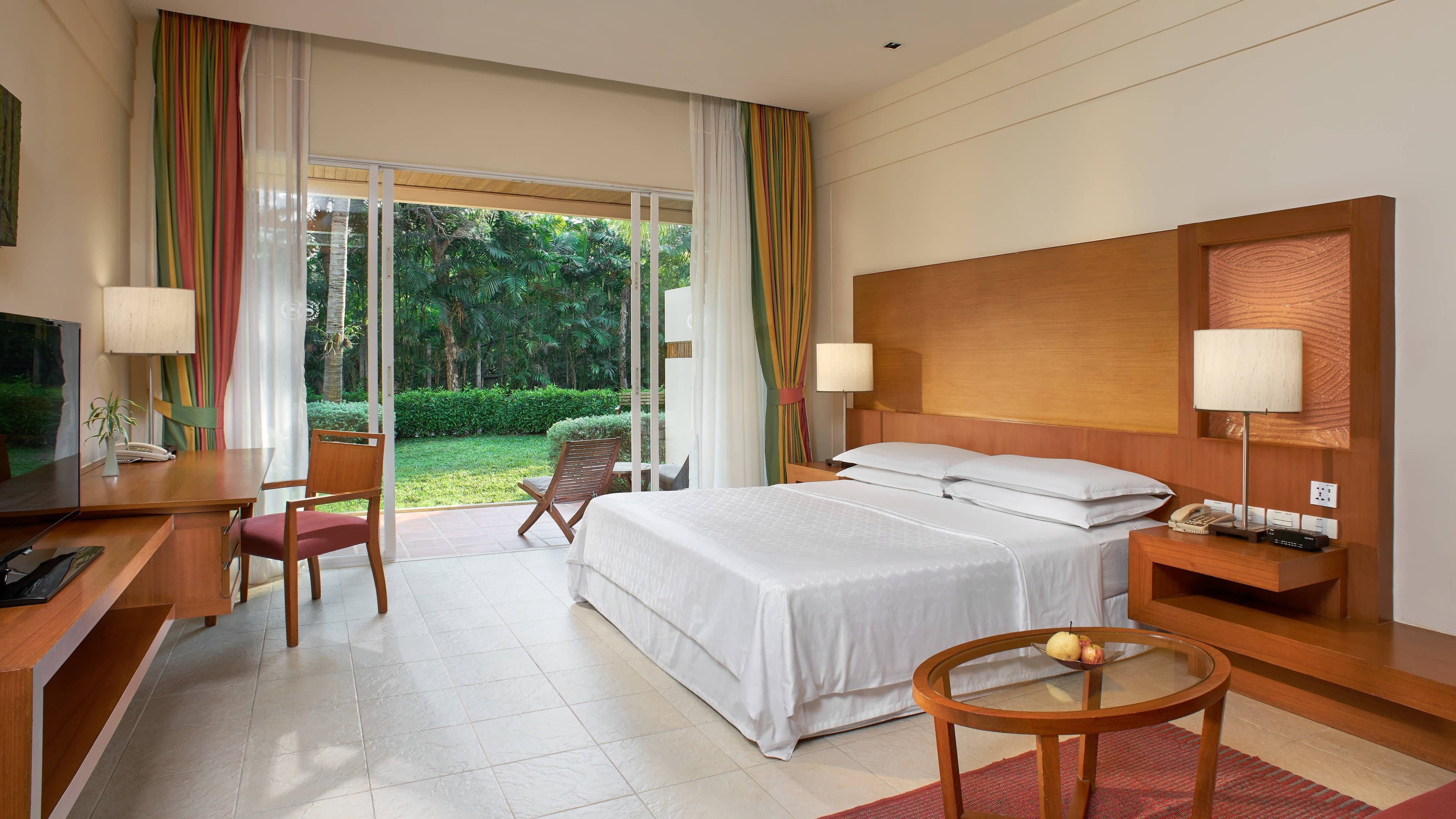 Garden Terrace - Image 1