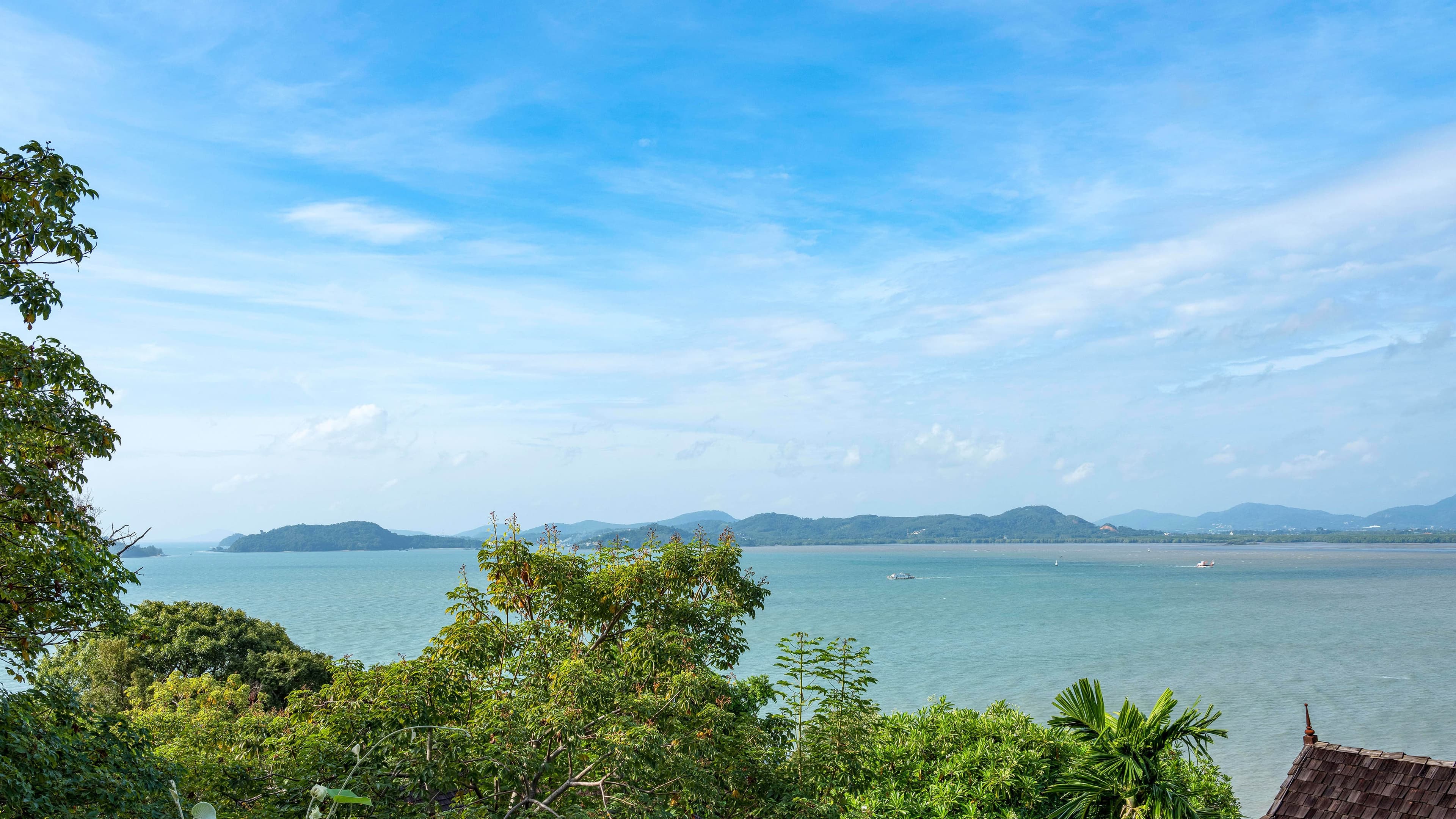 Oceanfront view - Image 2