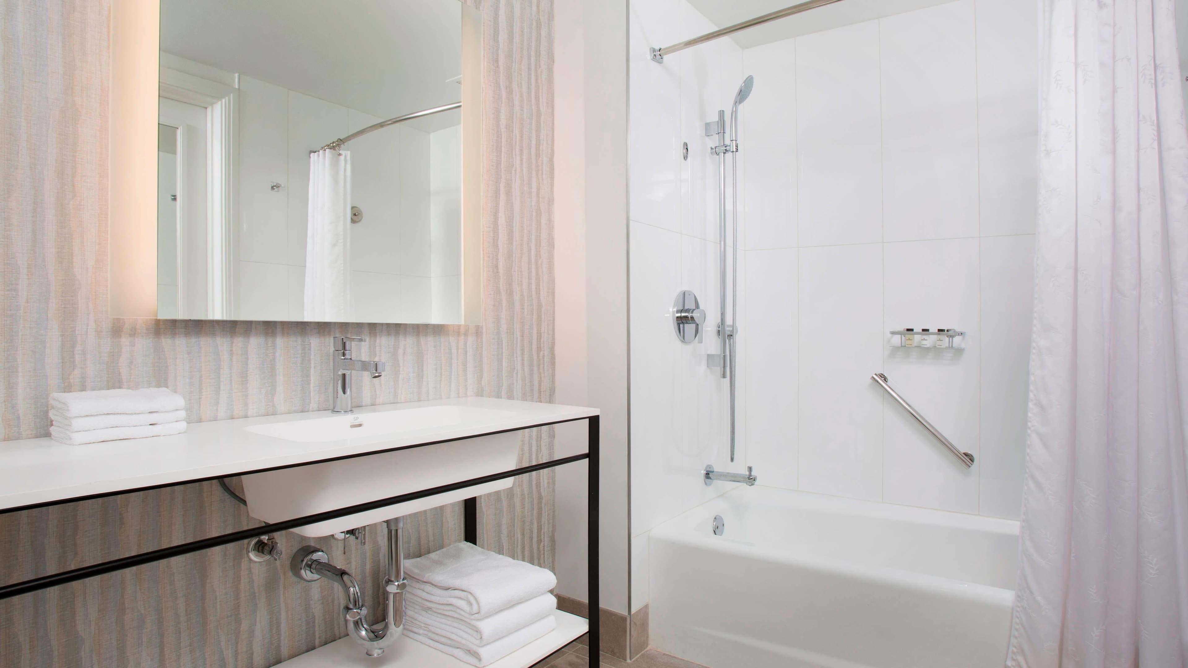 Resort View King - Image 6