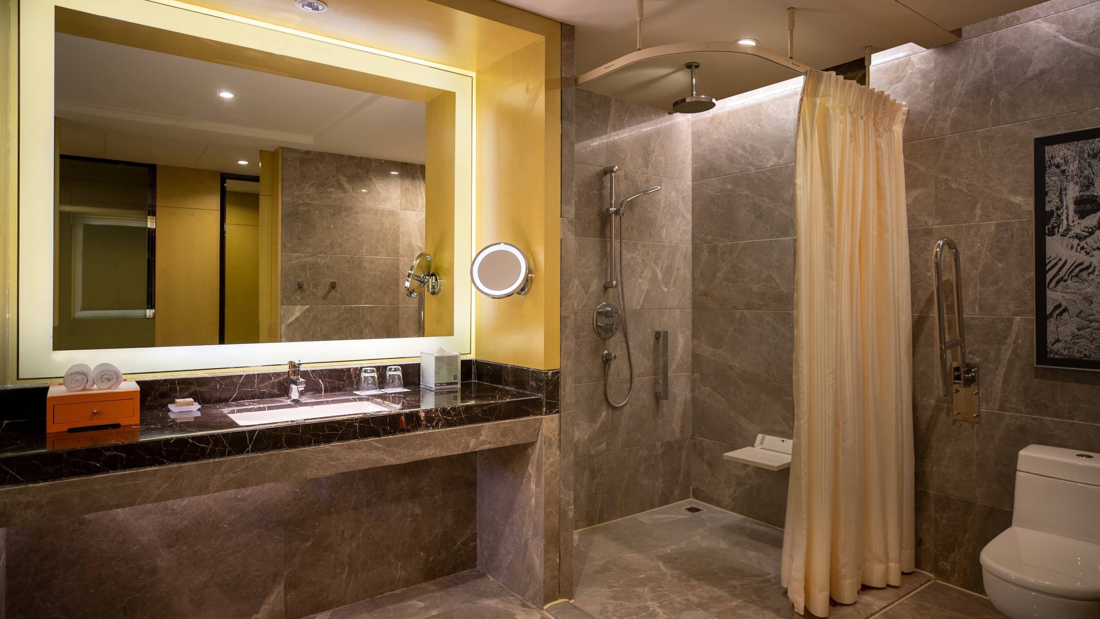 Deluxe King - Image 5