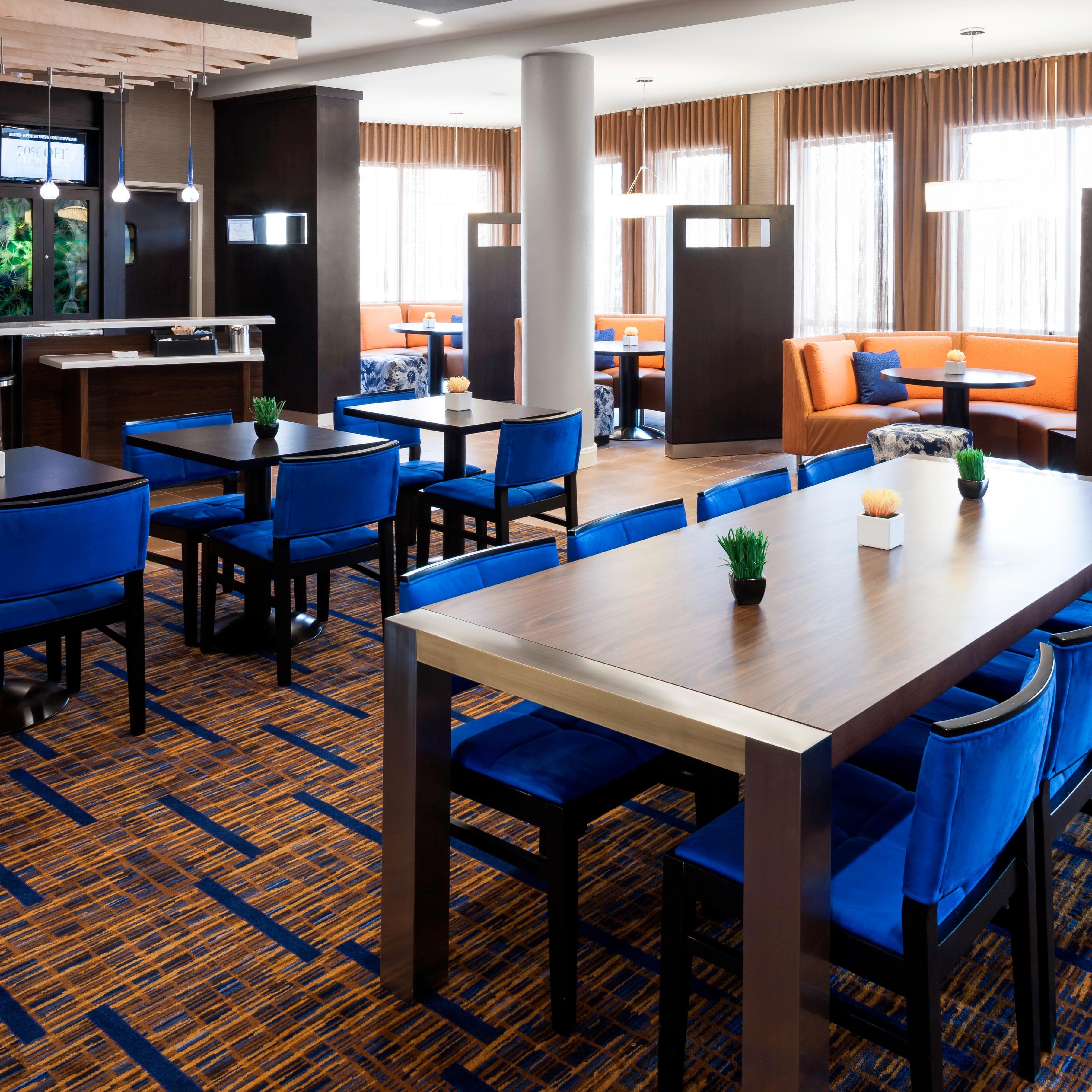 Courtyard Houston North/Shenandoah