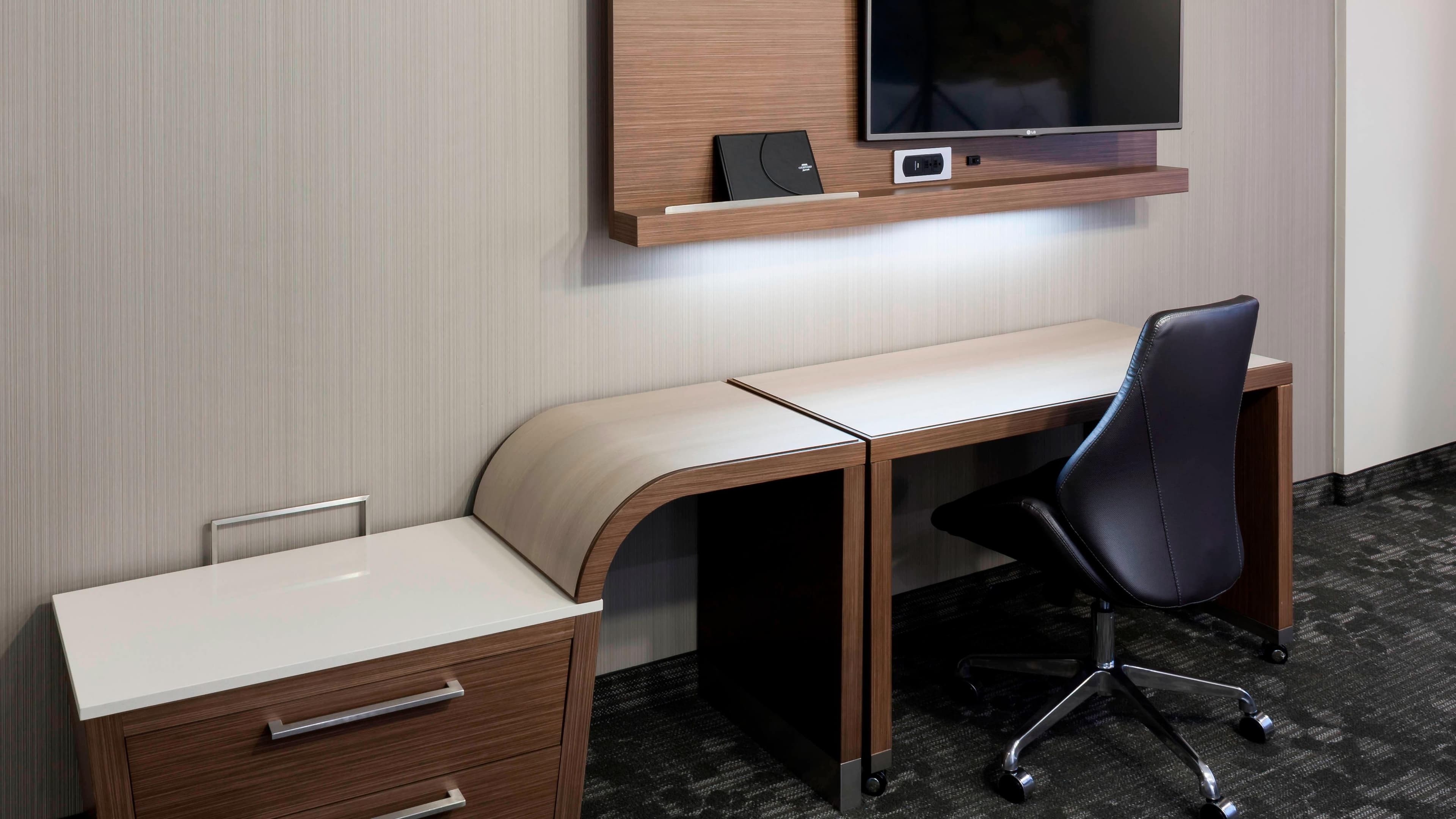 King Guest Room - Image 2