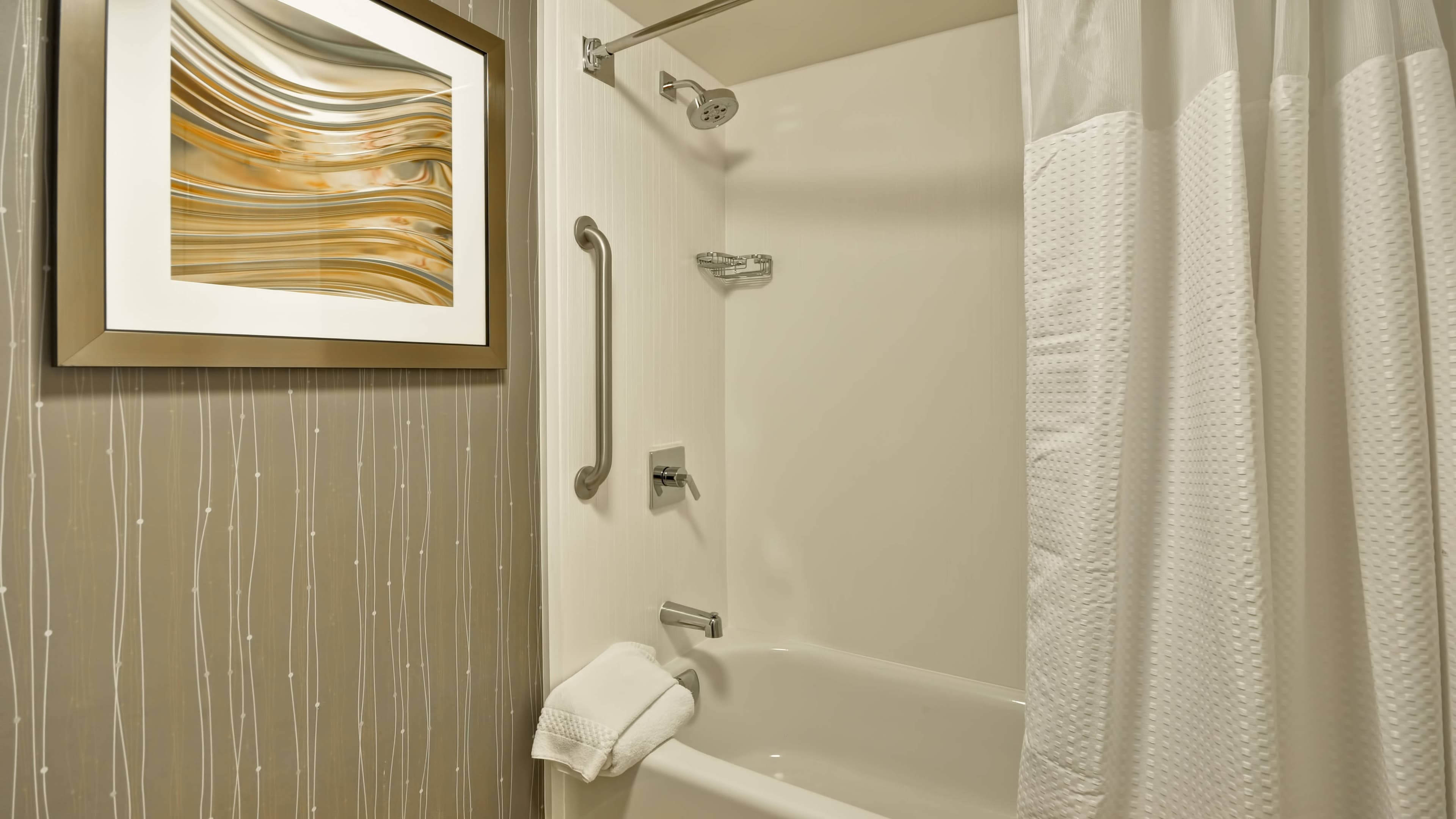 Deluxe Guest room - Image 3