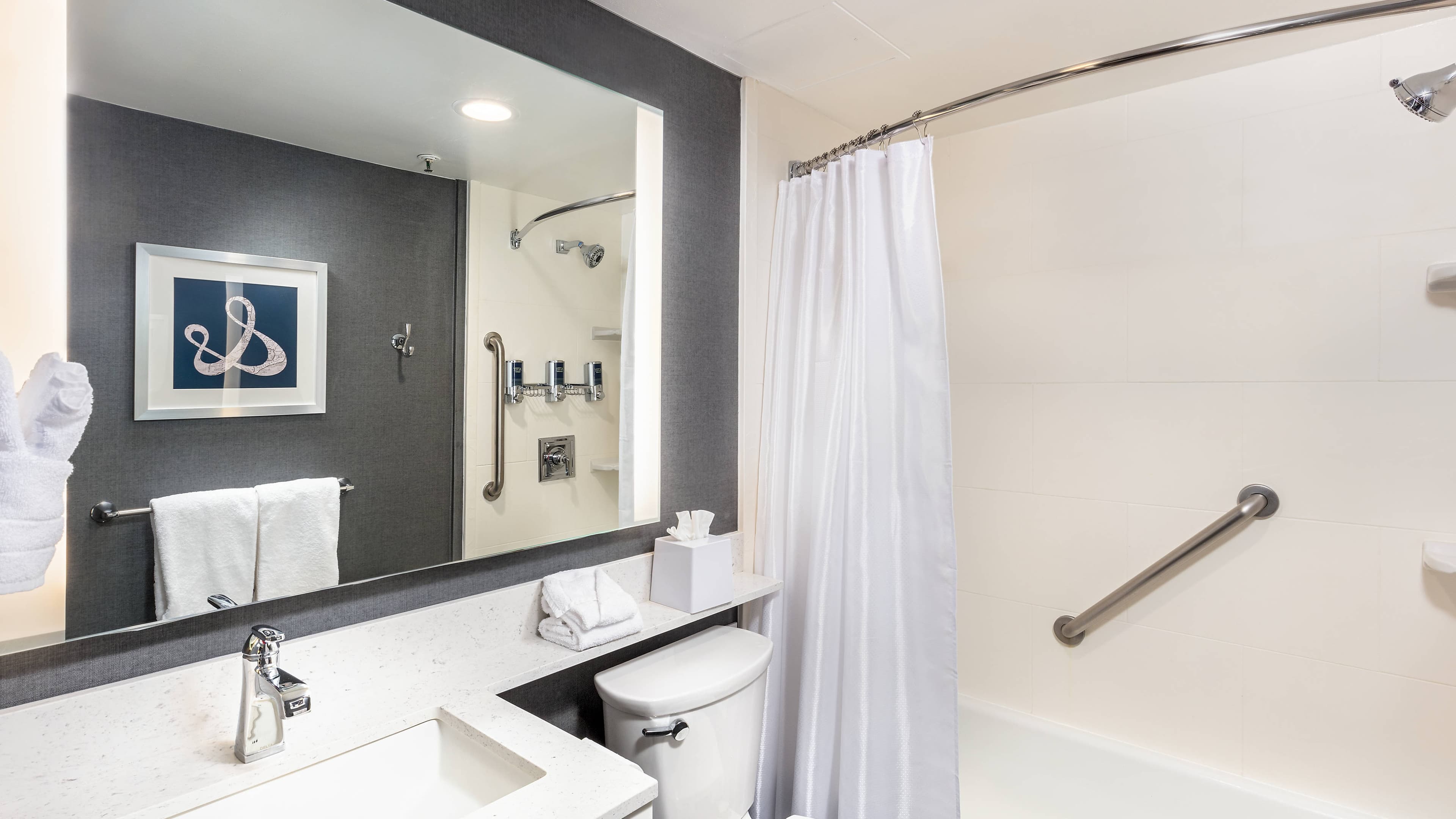 King Guest Room - Image 4