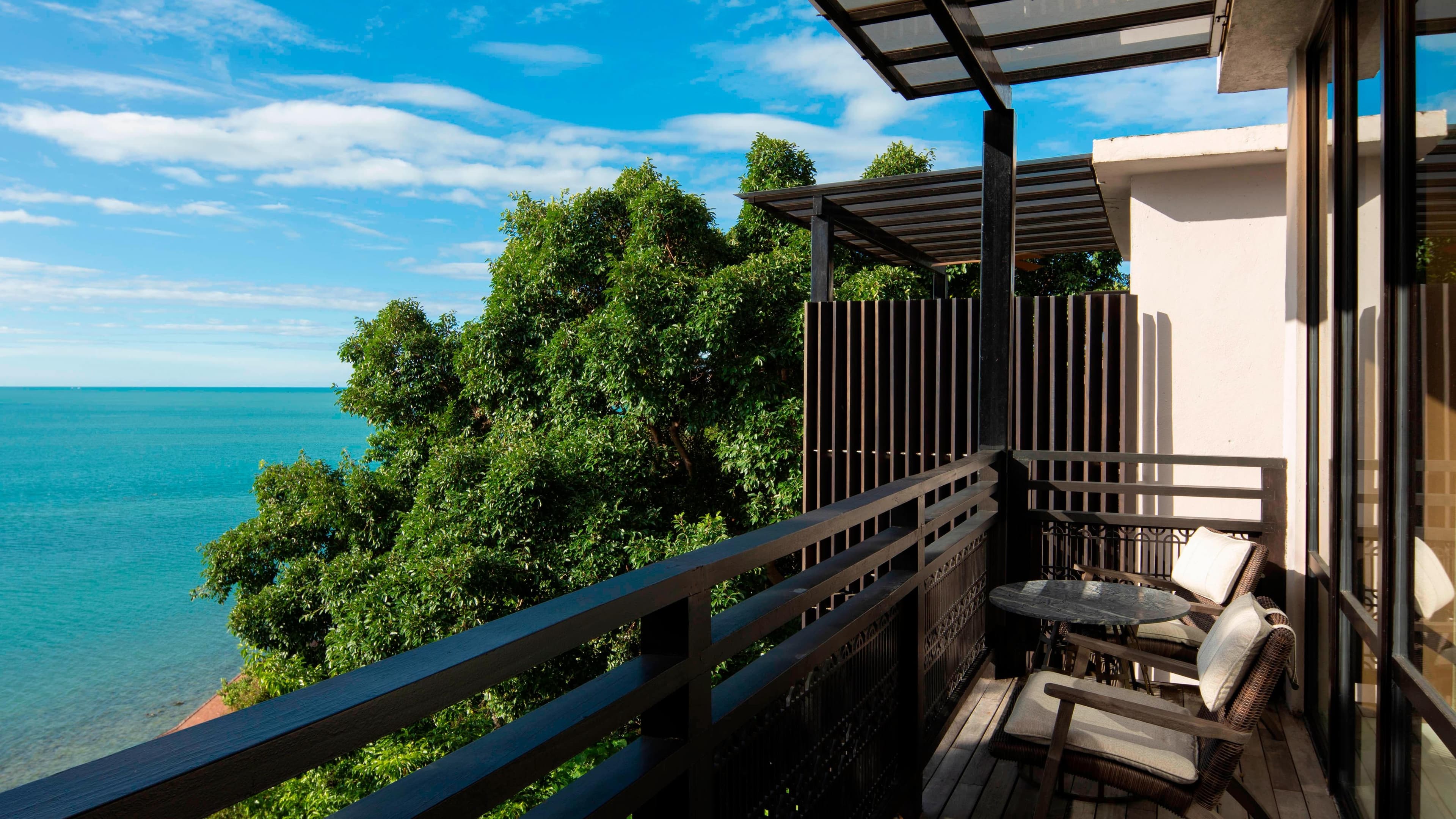 Deluxe Guest room - Image 9