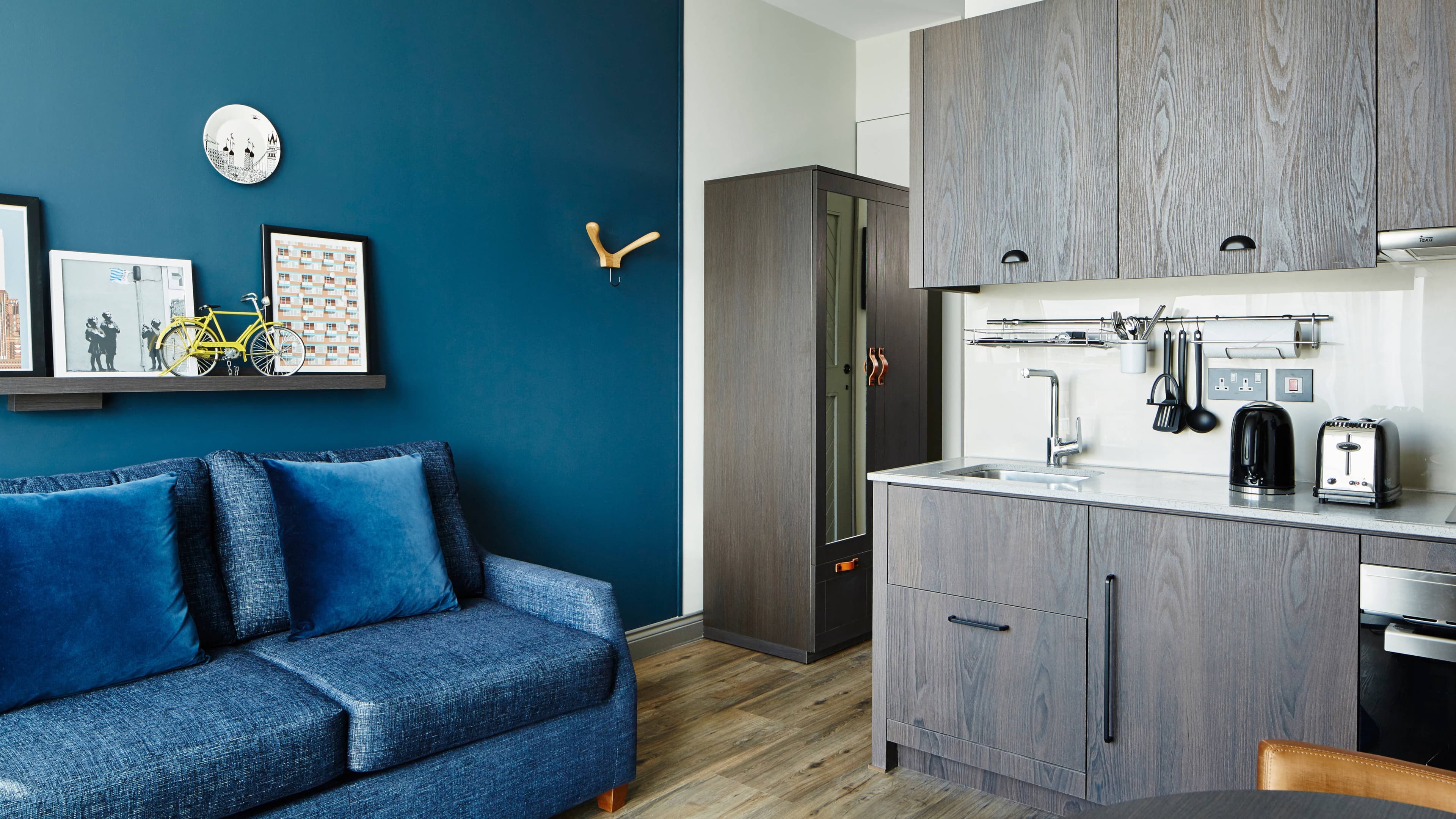 One Bedroom Open Plan - Image 2