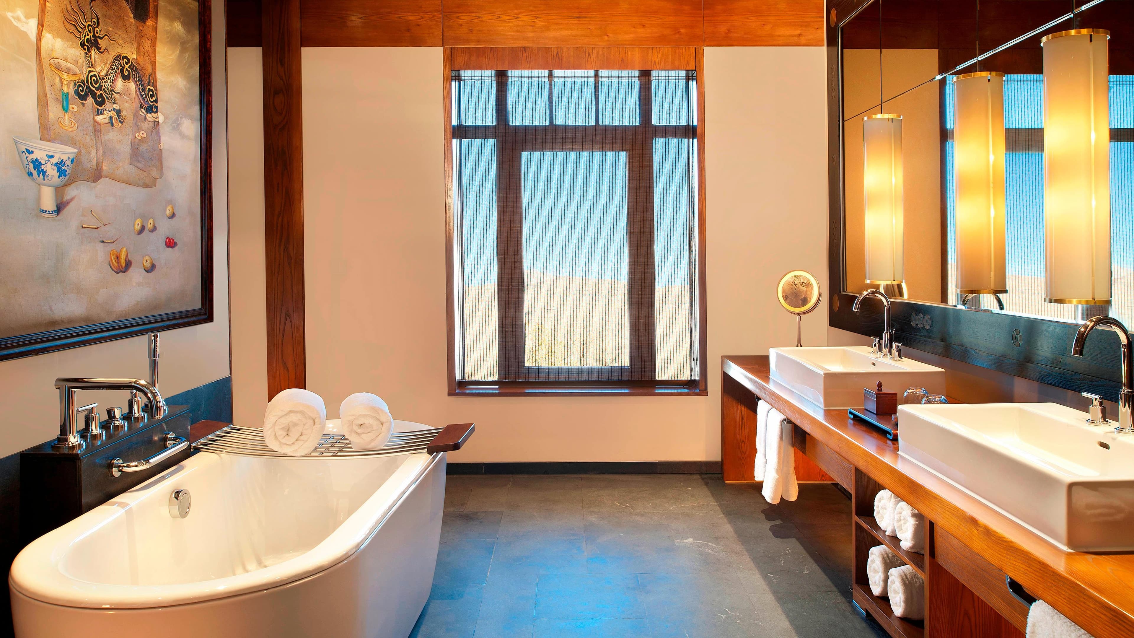 Classic Deluxe Room - Image 1