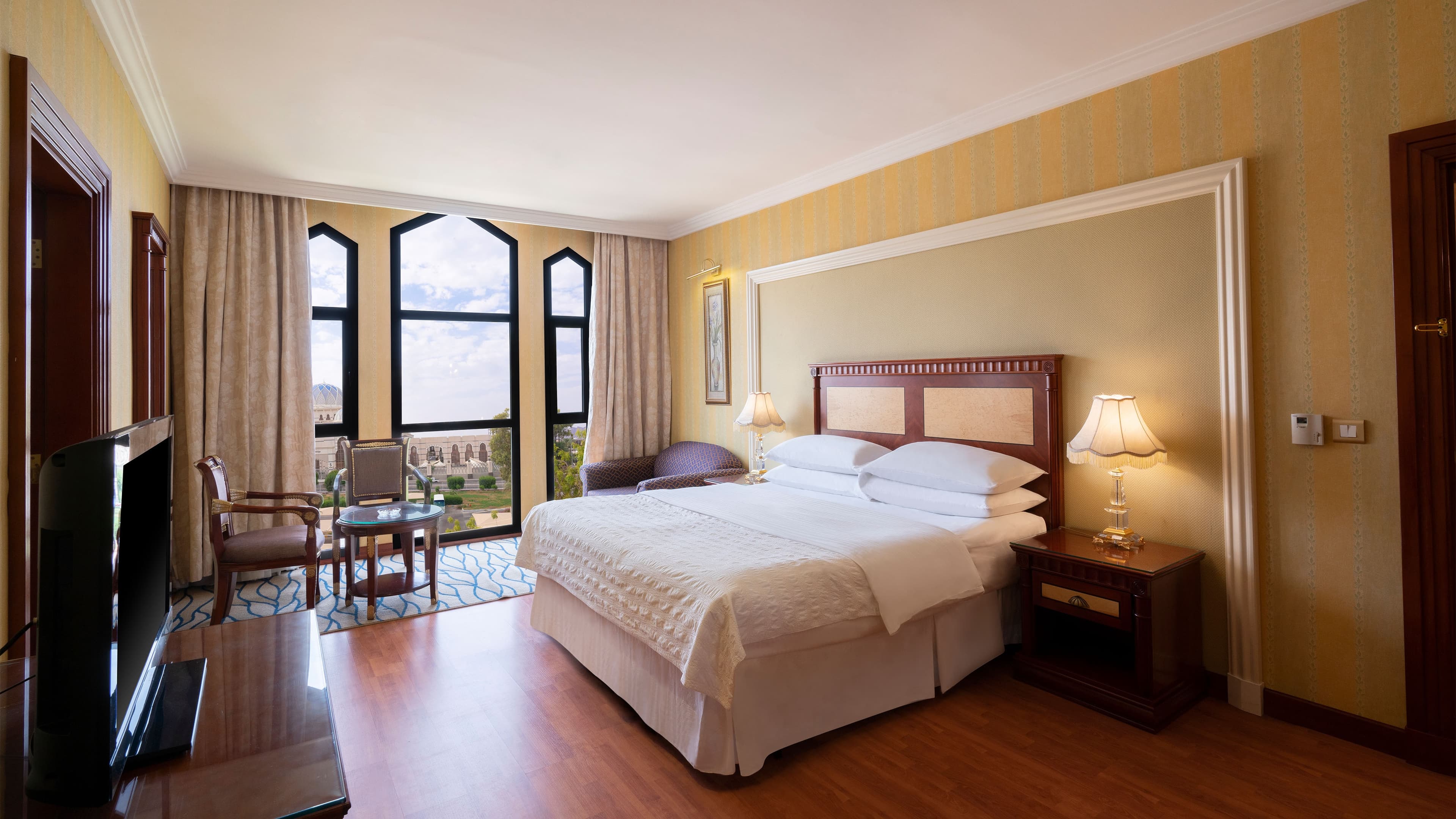 Standard King - Image 1