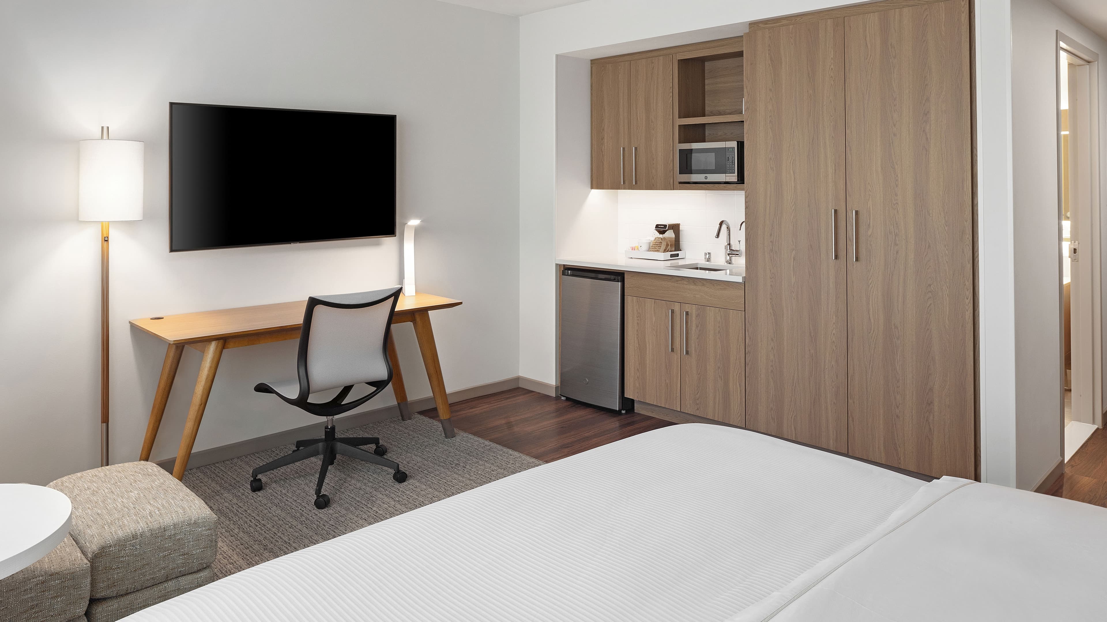 Deluxe Guest room - Image 2