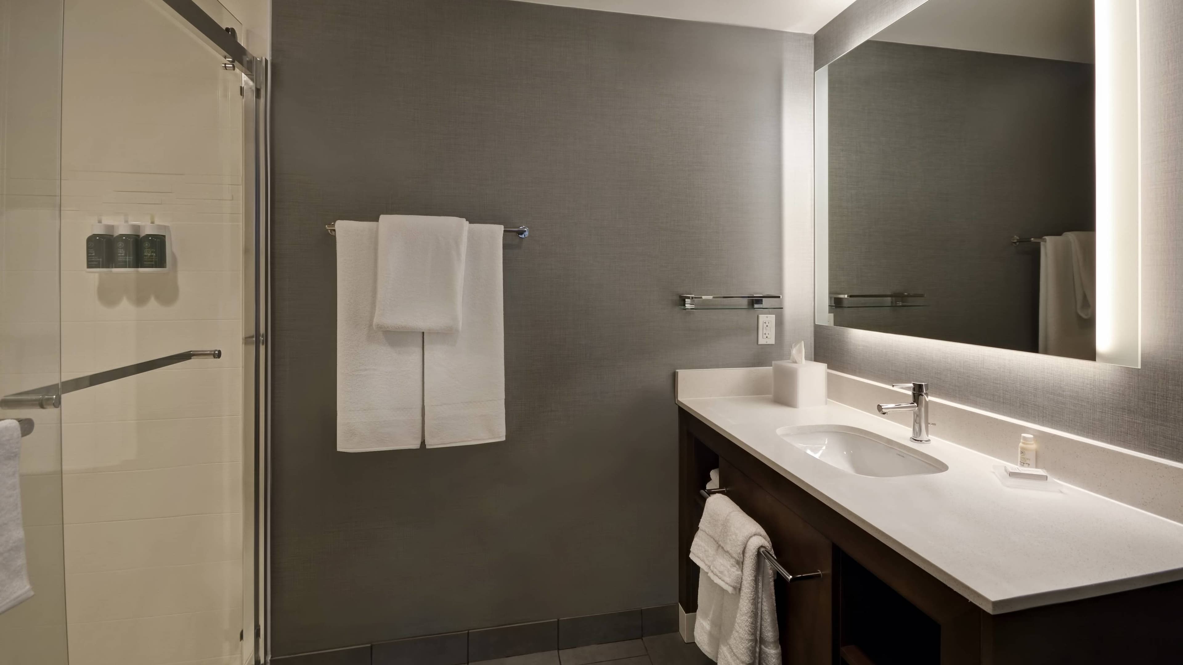 Spacious Suites - Image 9