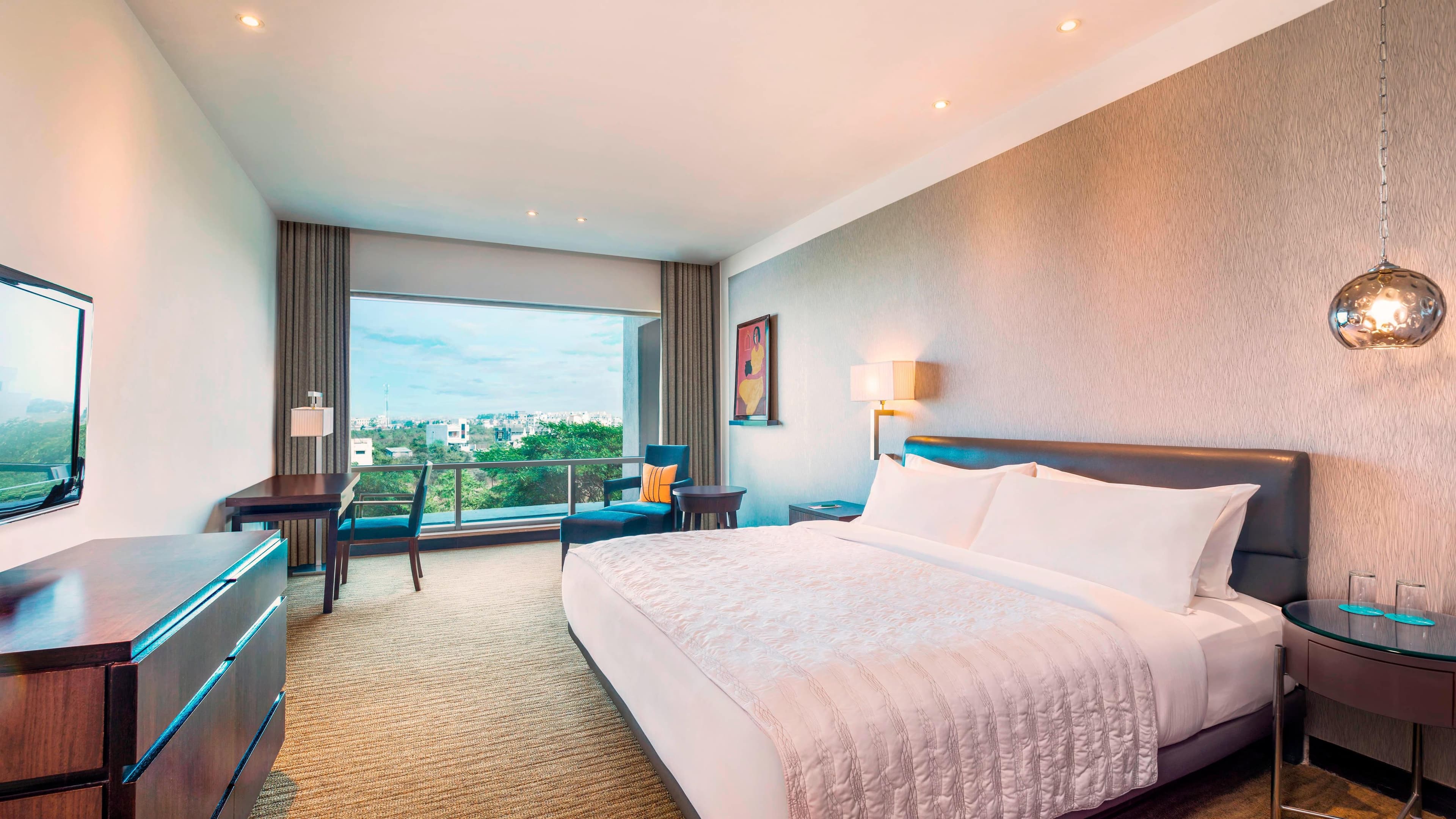 Deluxe Guest room - Image 1