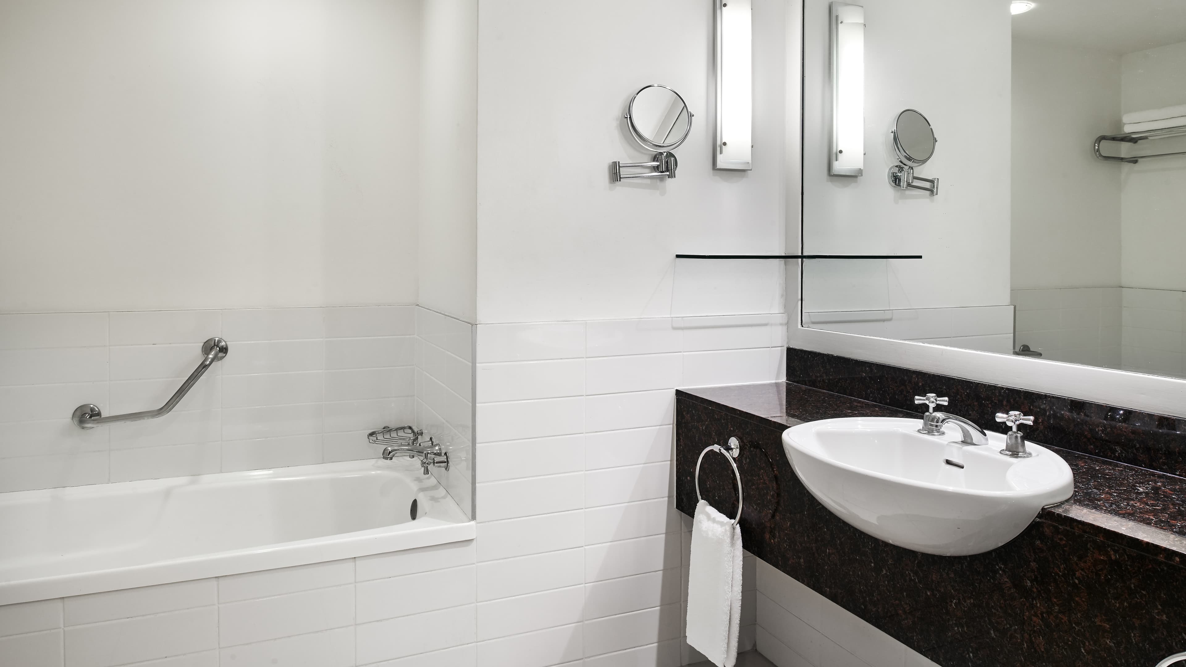 2 Bedroom Villa - Image 6