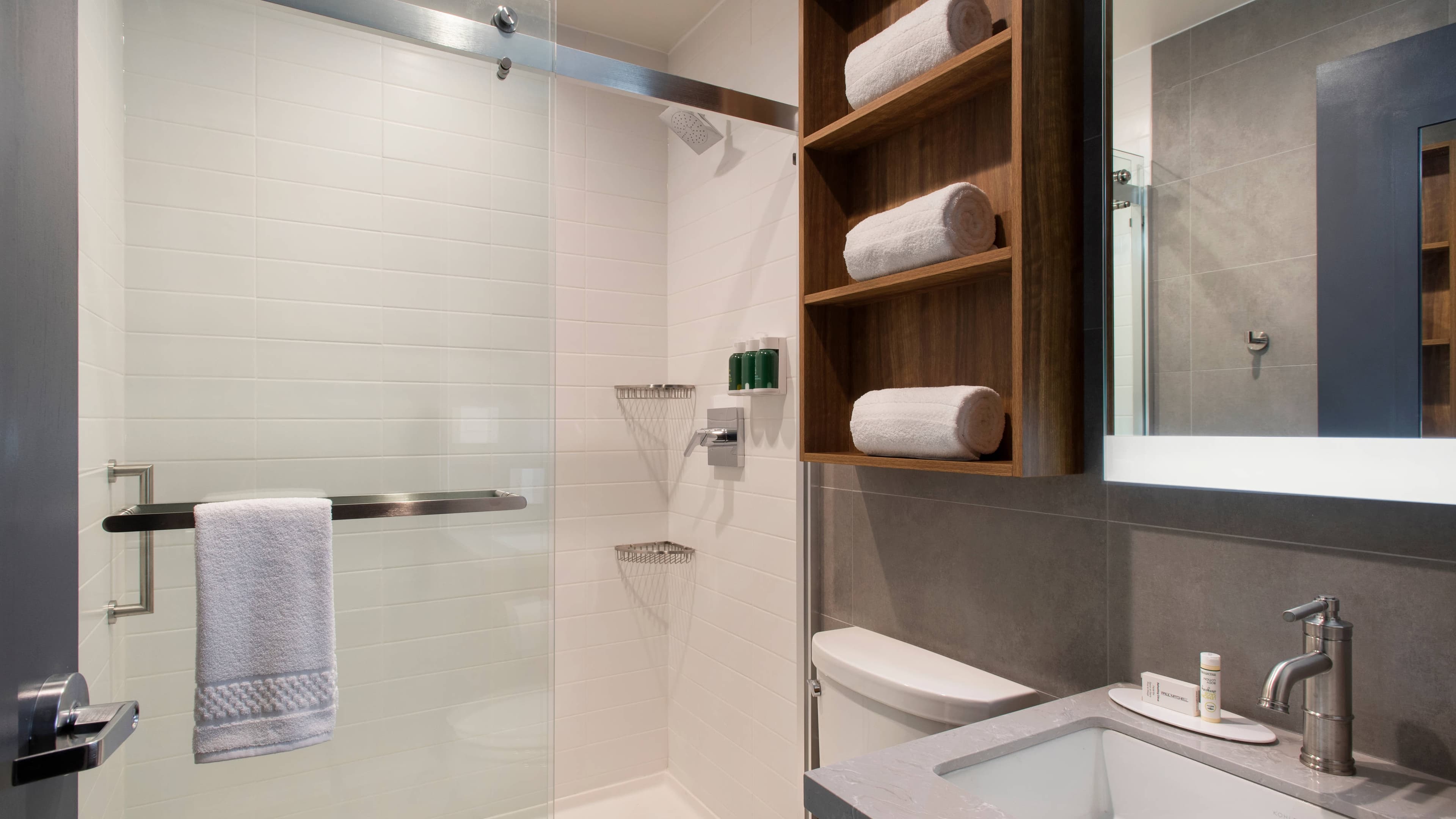 Studio Suite - Image 2