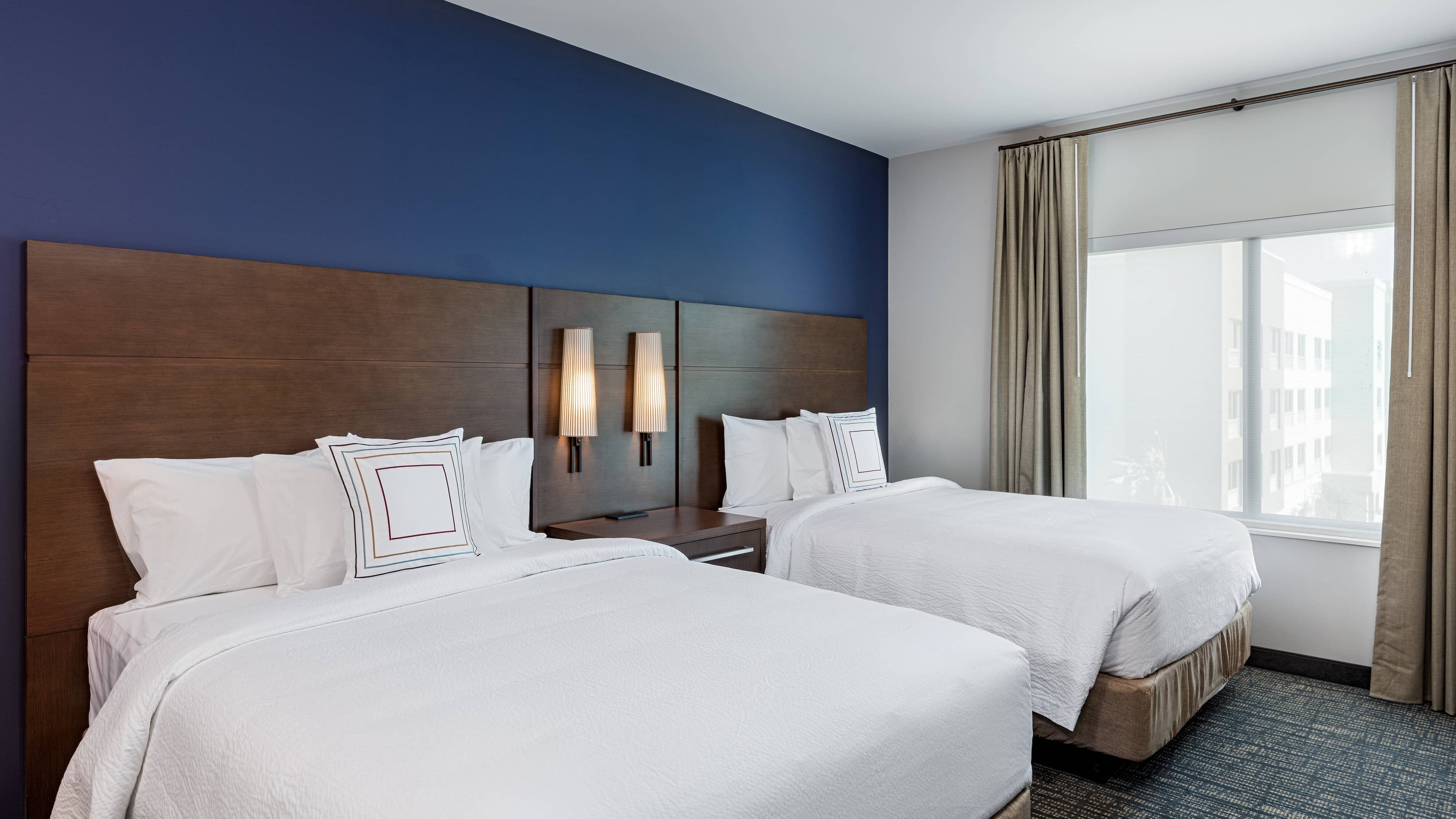 1 Bedroom Suite - Image 2