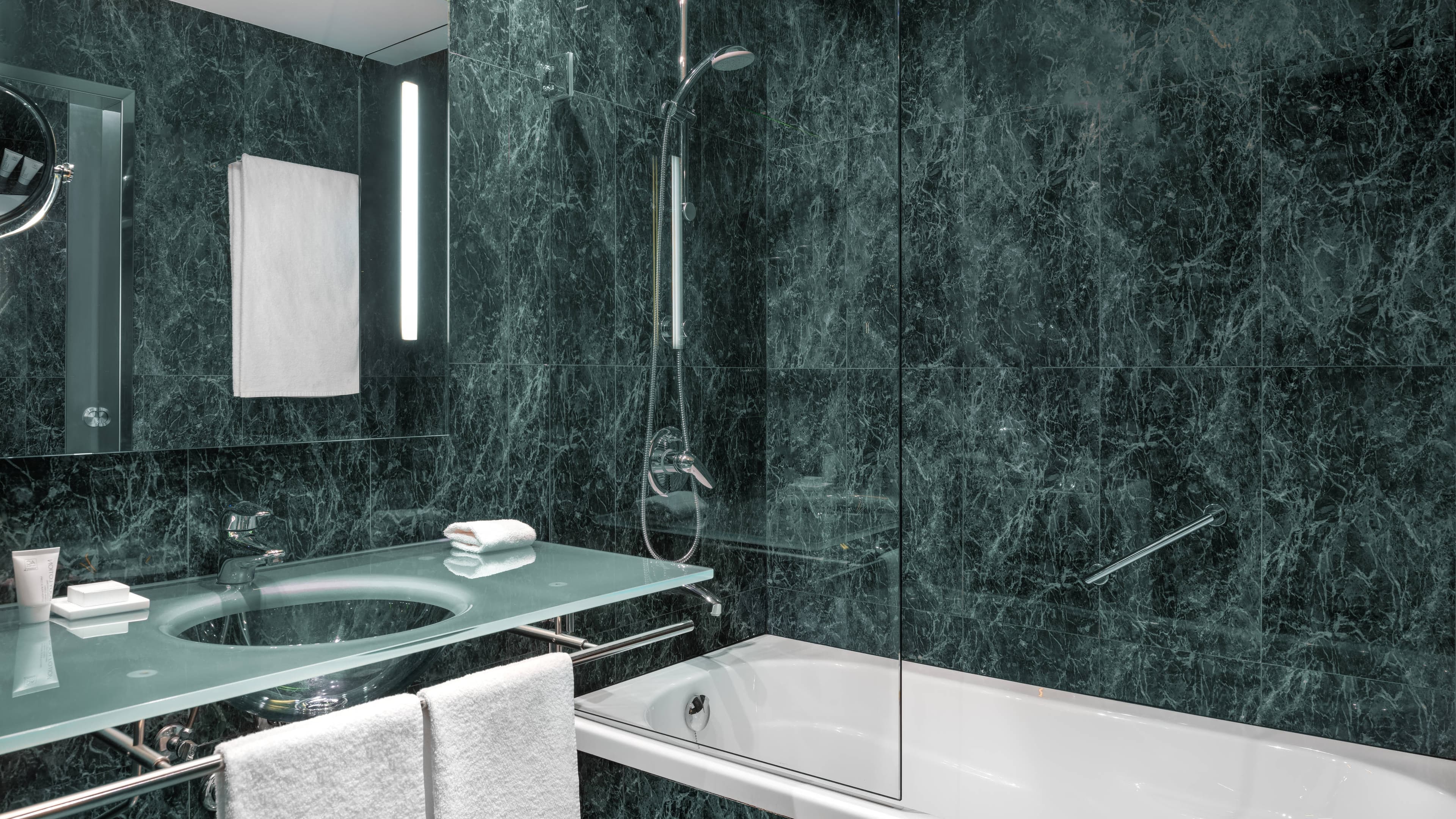 Standard Twin - Image 6