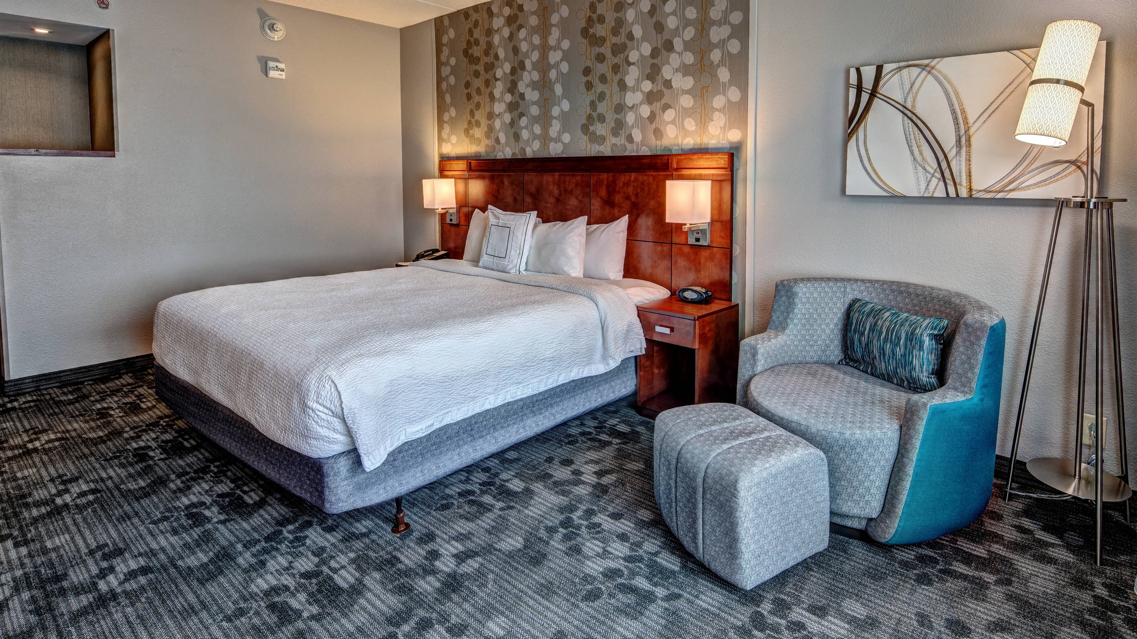 King Bed Guest Room - Image 2