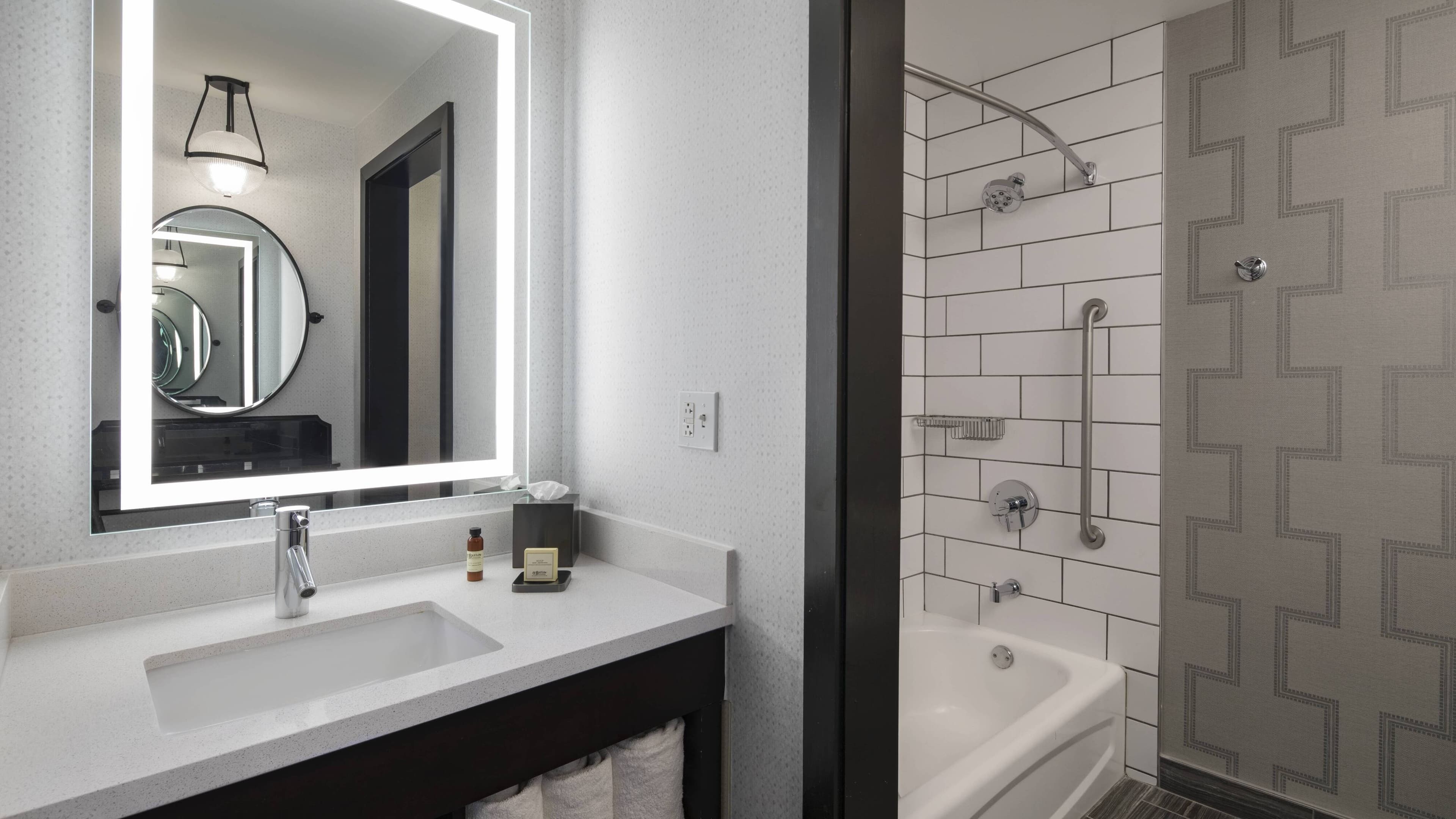 Notable 2 Double - Image 6