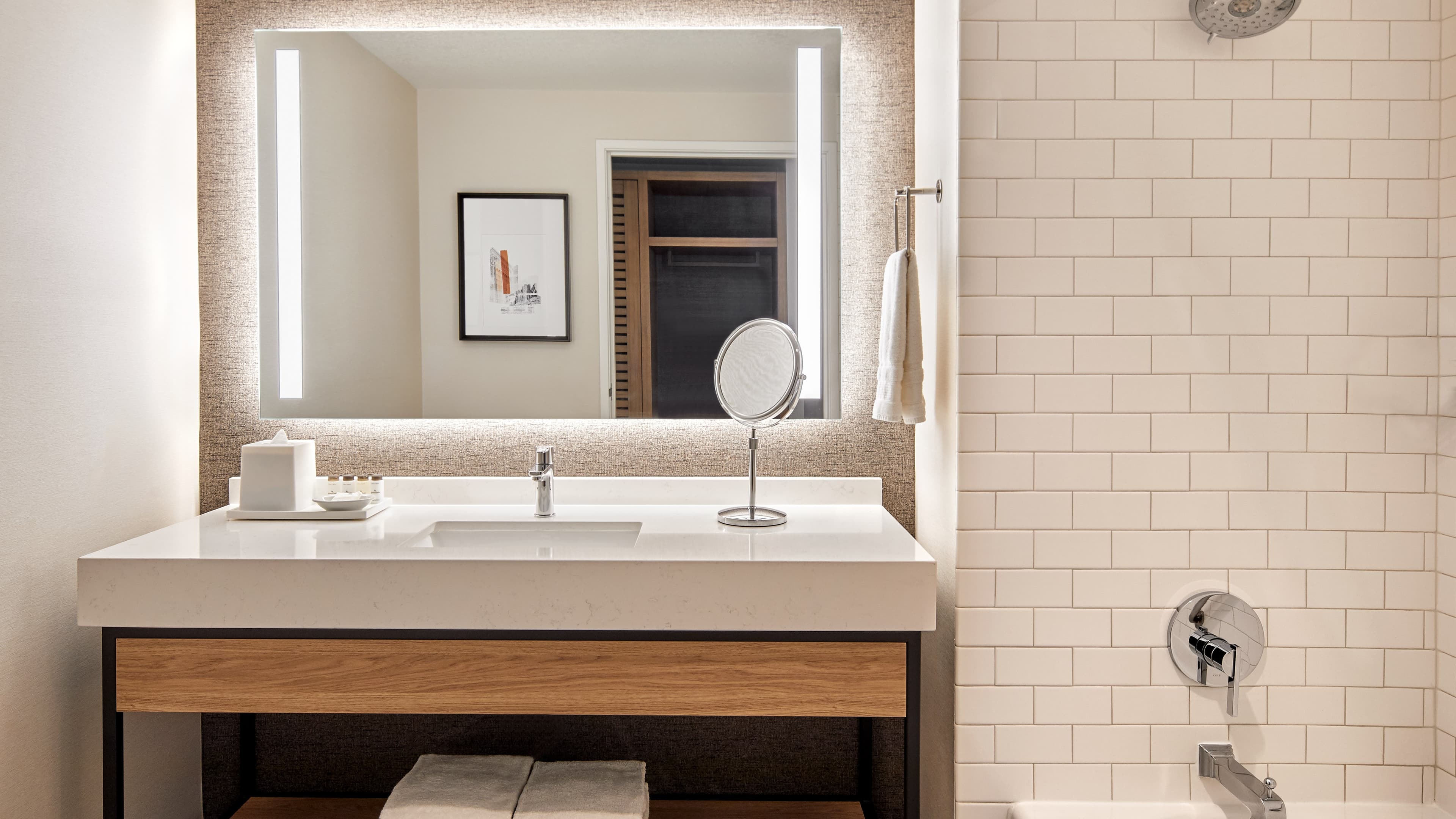 Traditional Room - Image 7