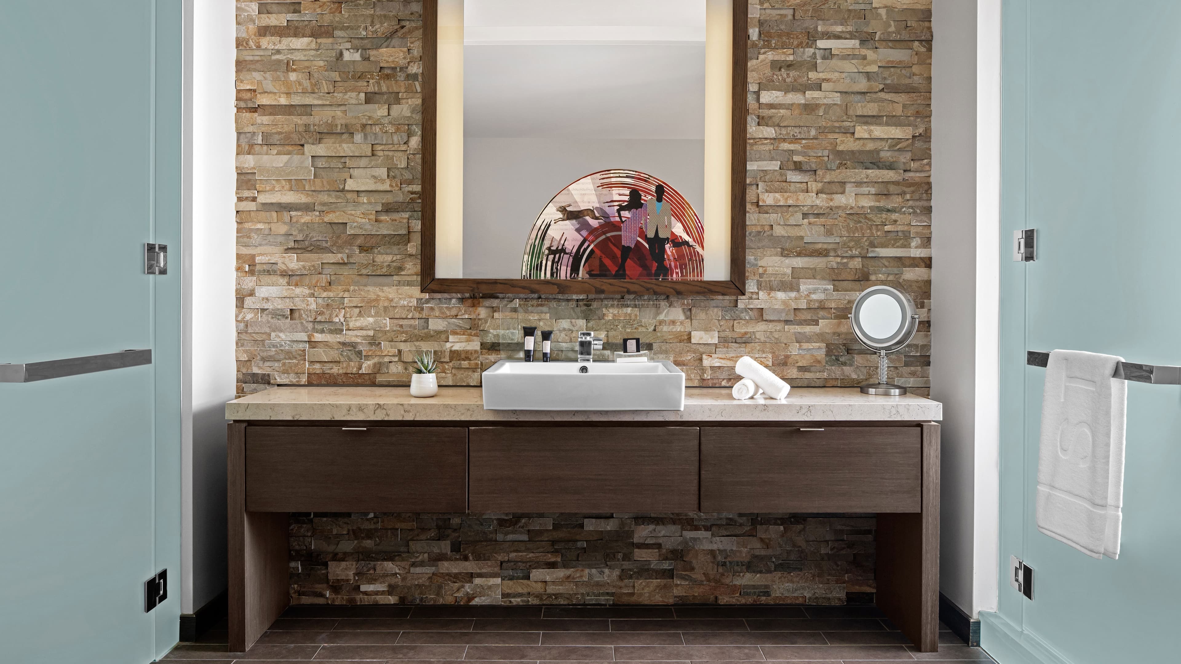 Standard King - Image 4