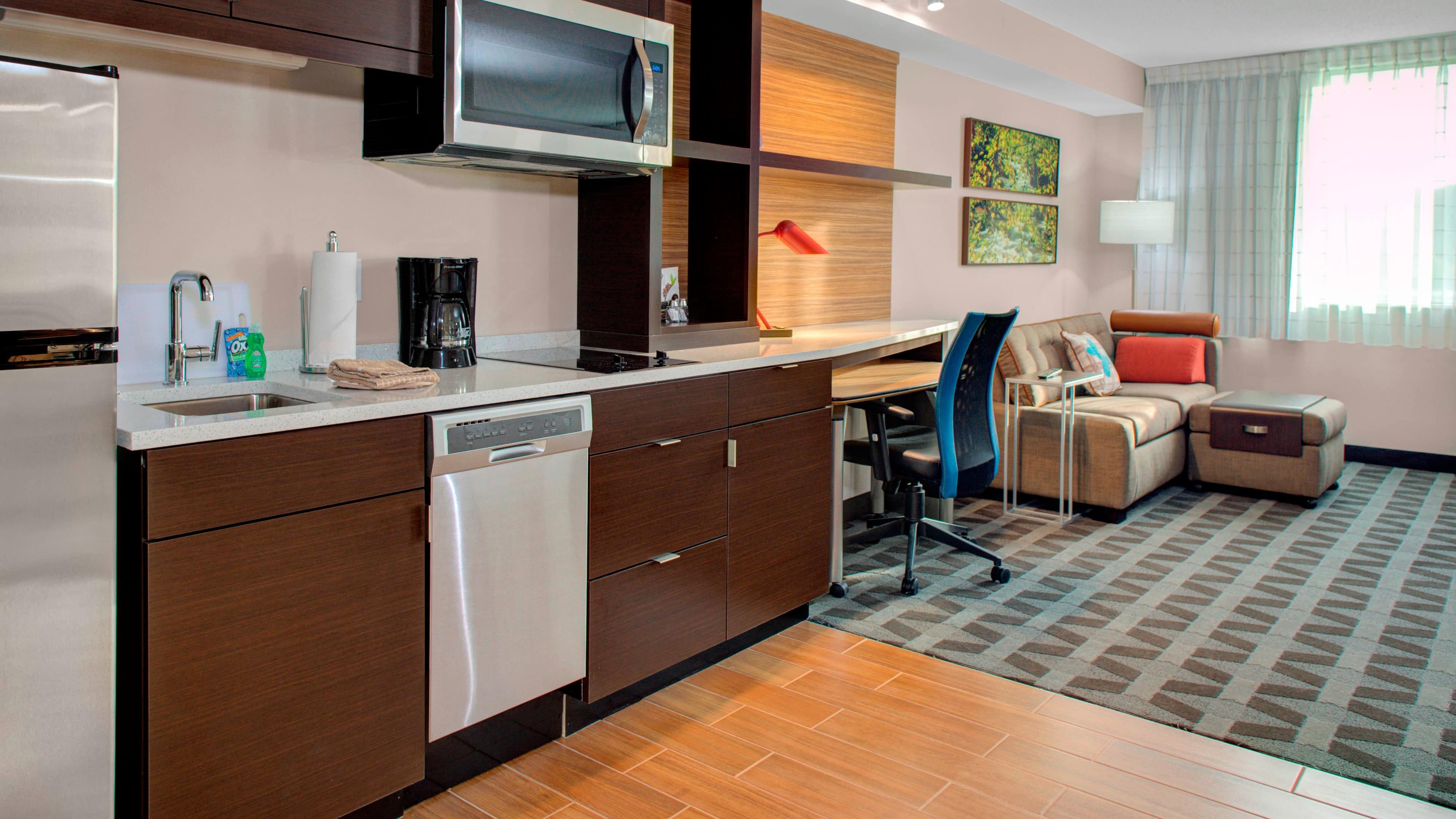 Larger Studio - Image 2