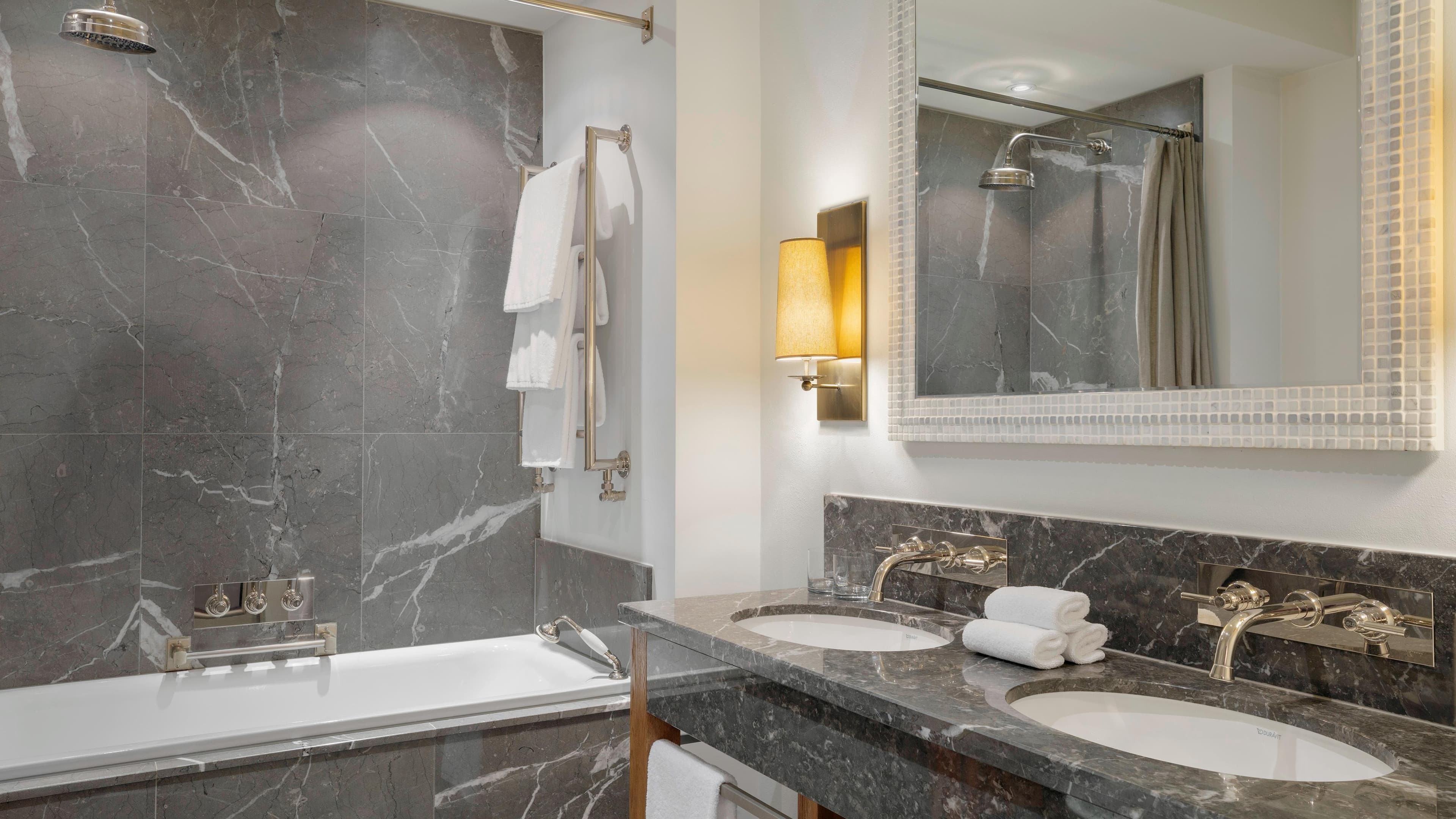 Classic King - Image 5