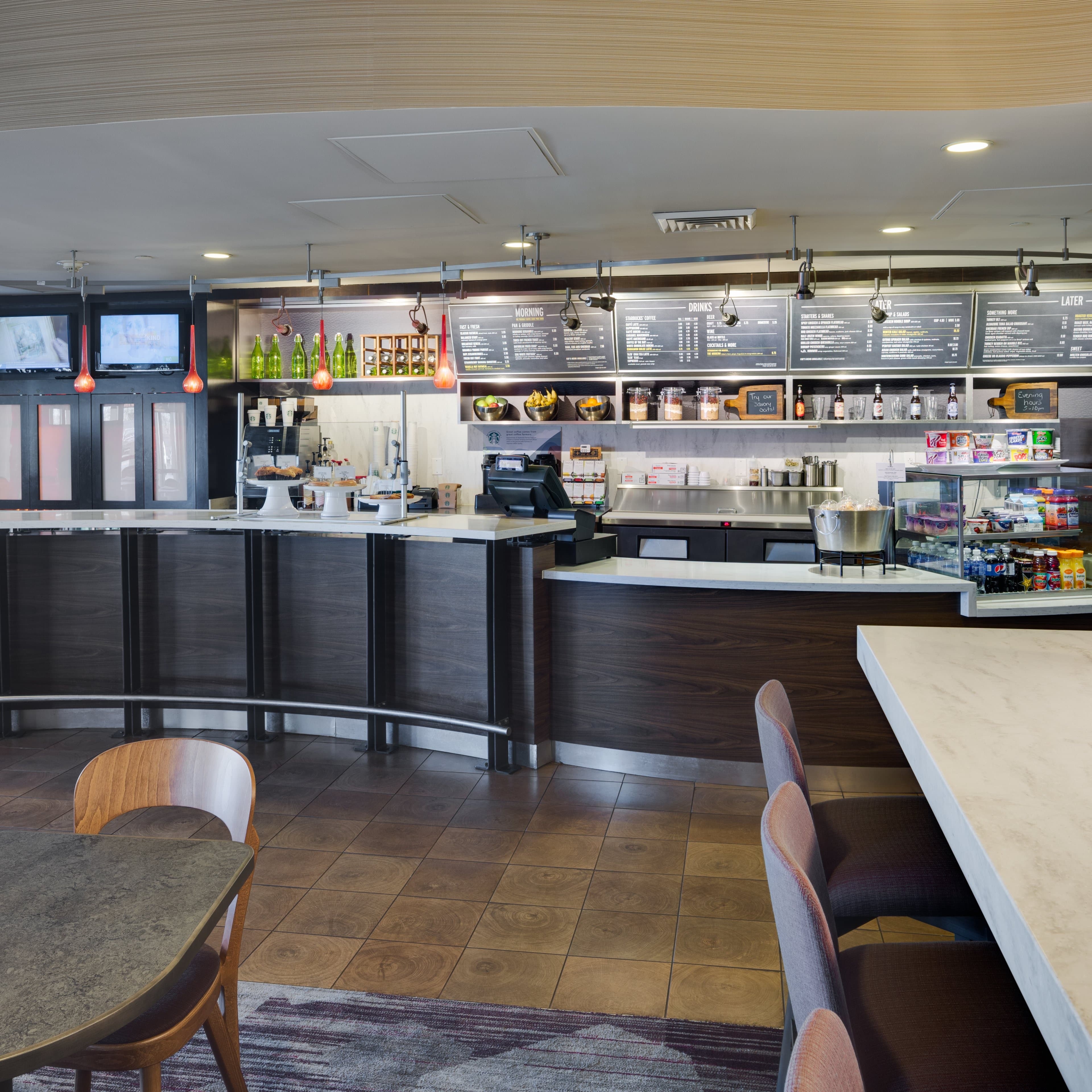 Courtyard Providence Warwick