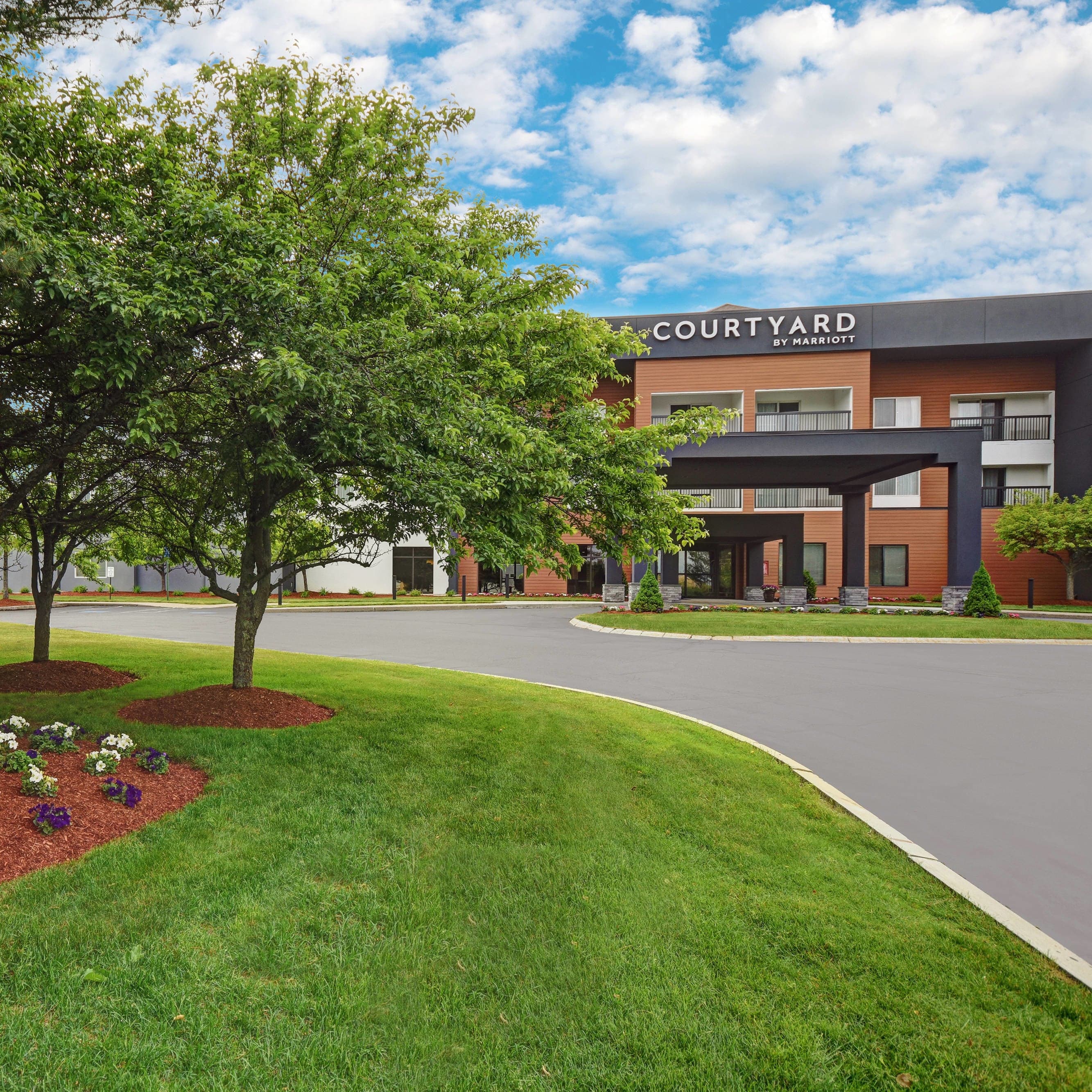 Courtyard Boston Raynham