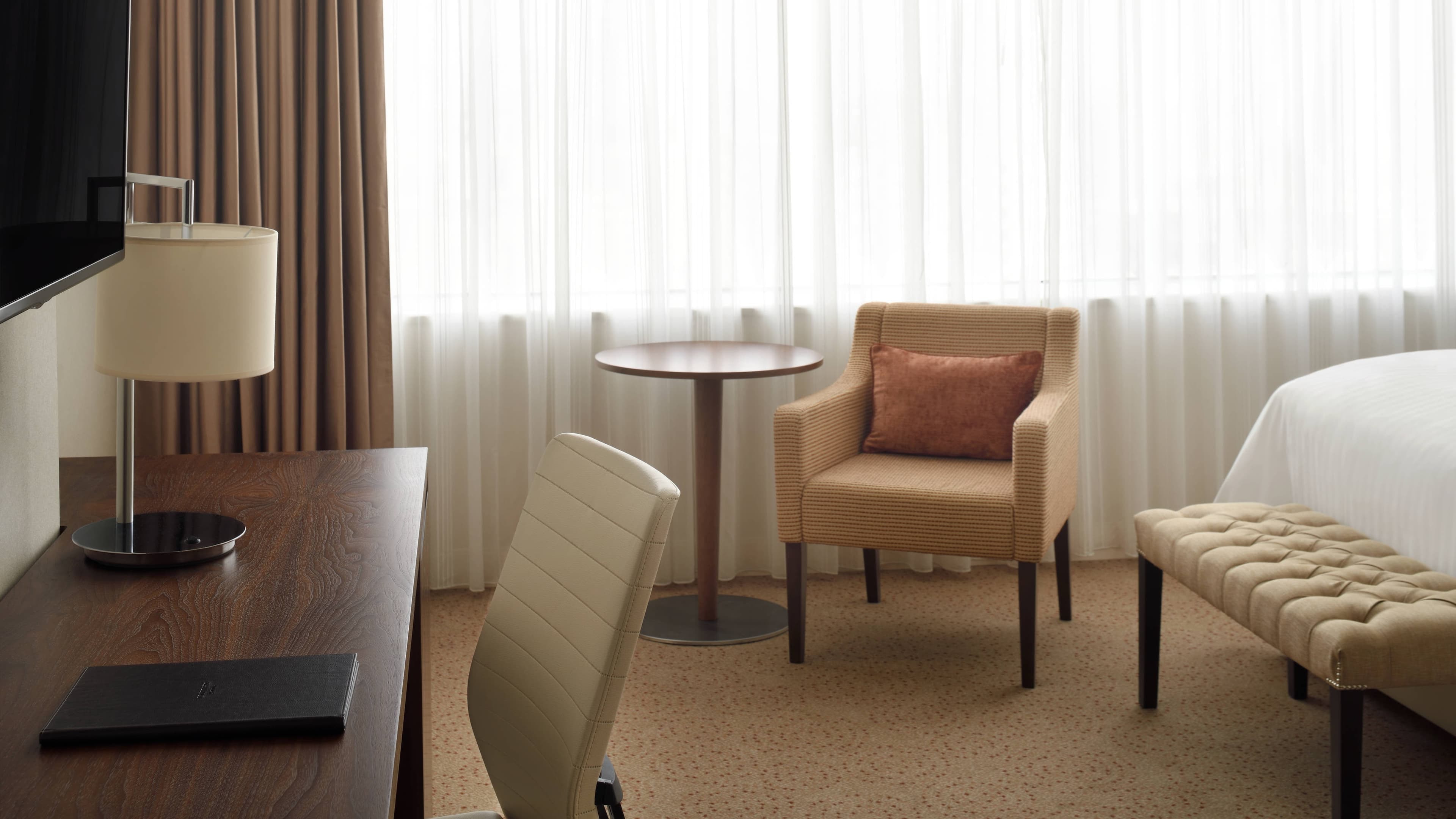 Deluxe Guest room - Image 2