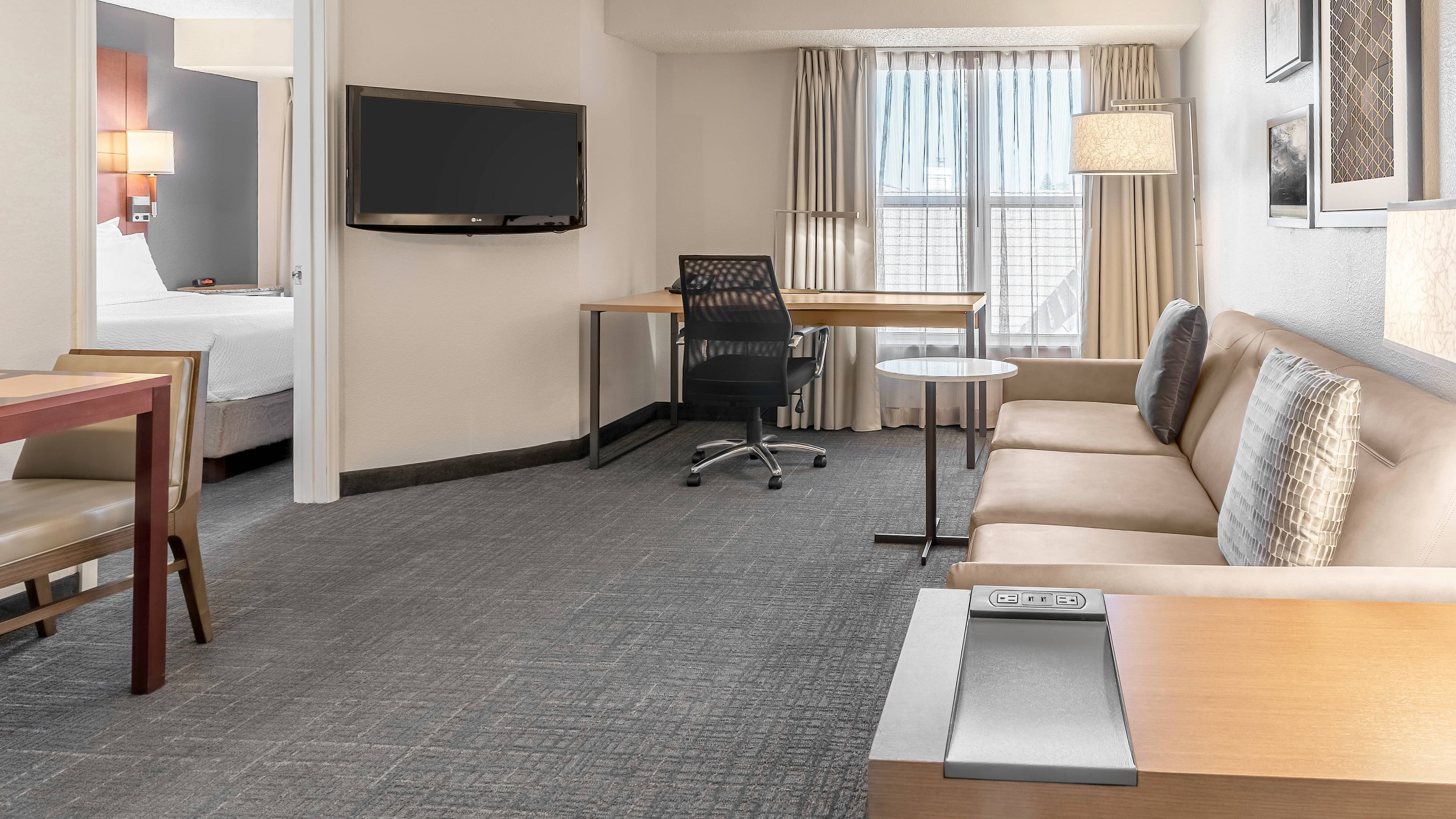 1 Bedroom Suite - Image 1