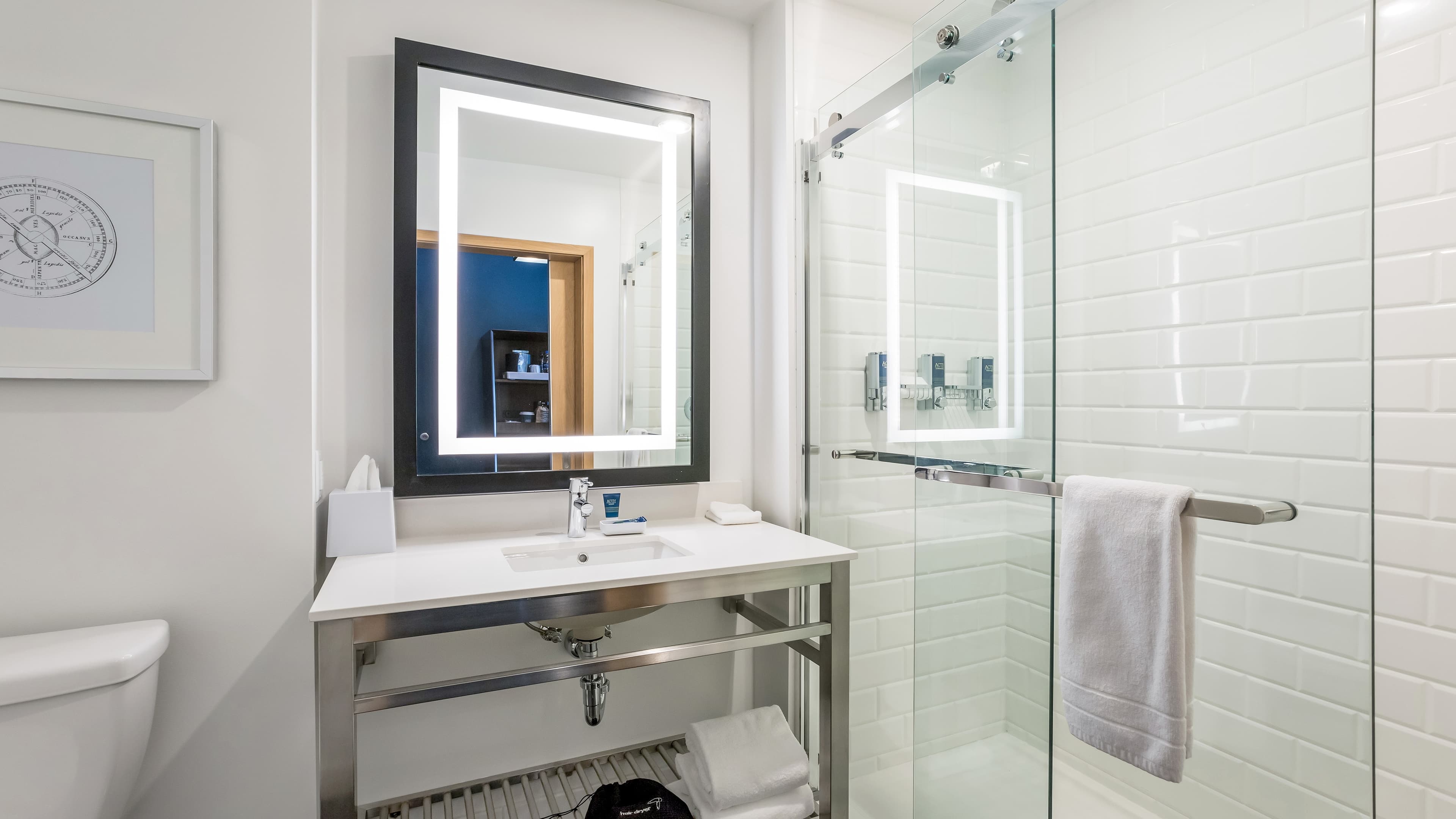 Traditional Room - Image 8